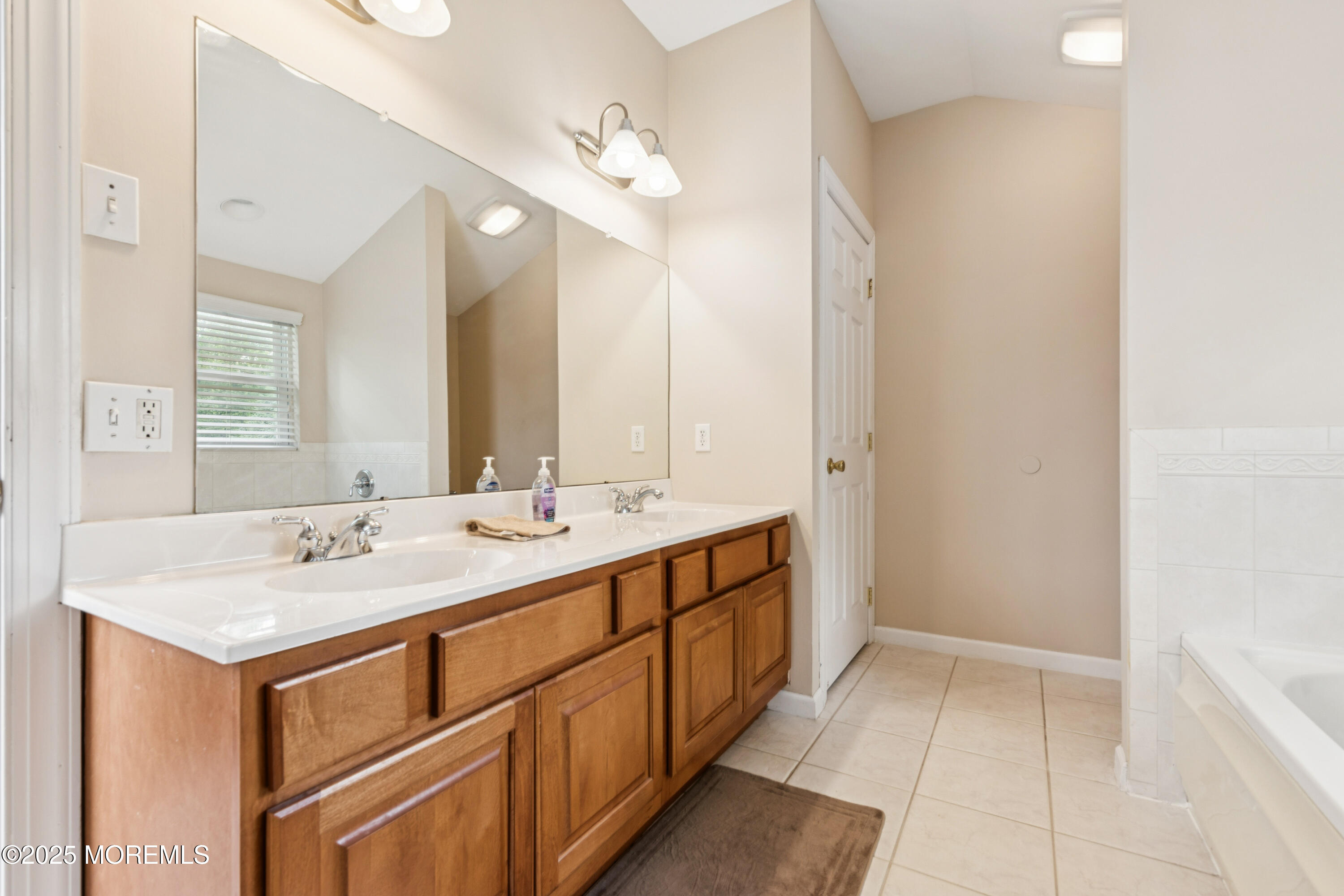 15 Bronia Street, Howell, NJ, 07731 image 12