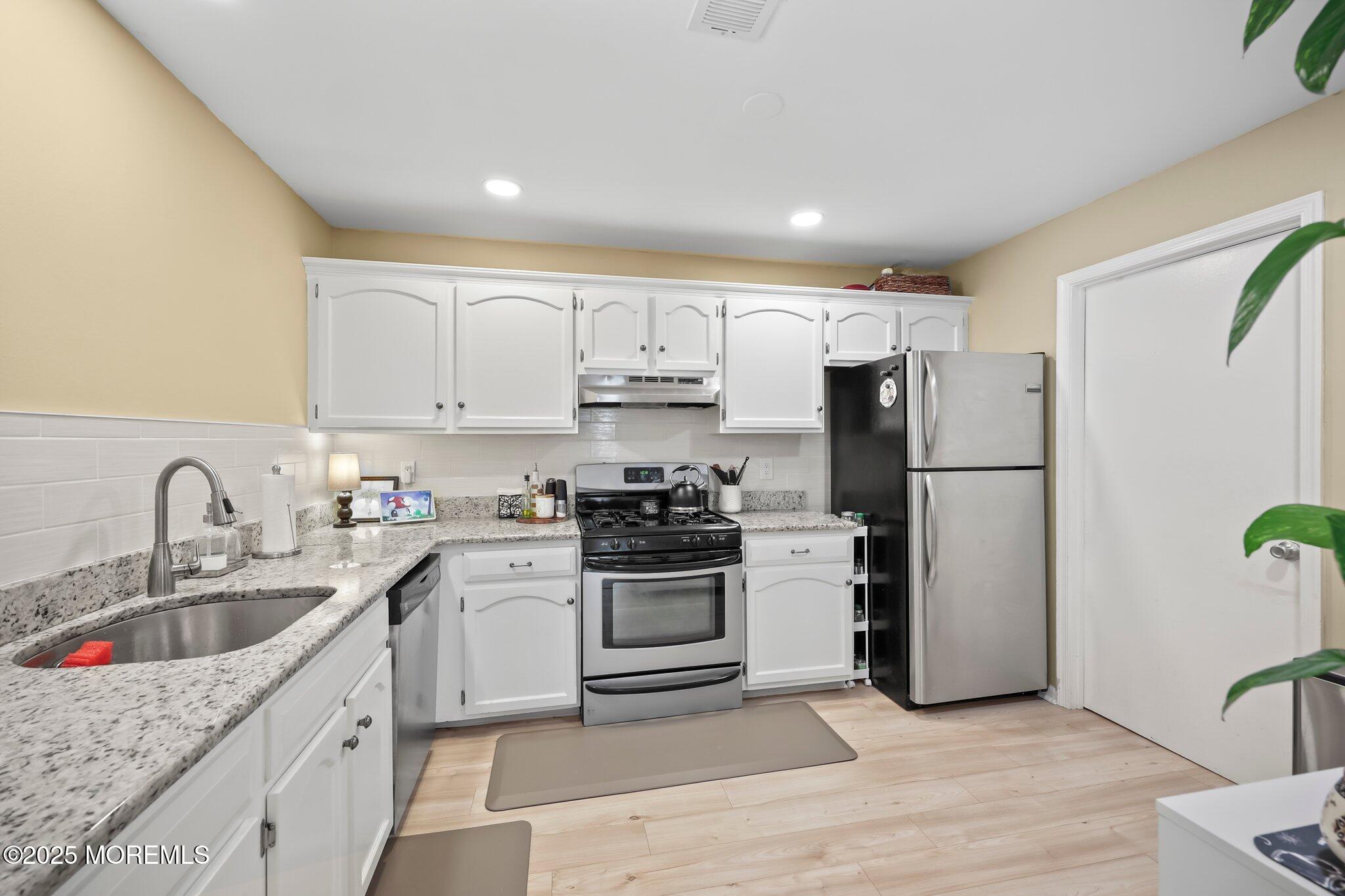 326 Mayfair Place, Morganville, NJ, 07751 image 10