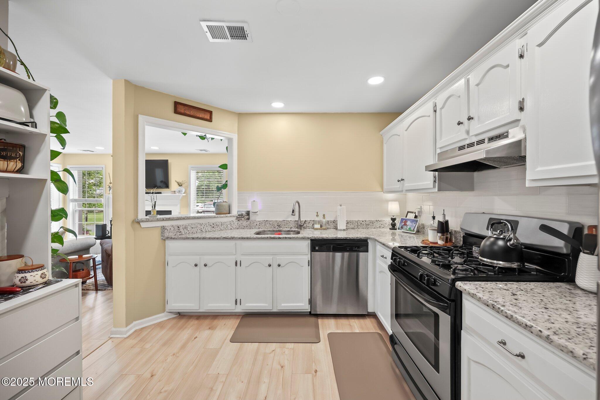 326 Mayfair Place, Morganville, NJ, 07751 image 8