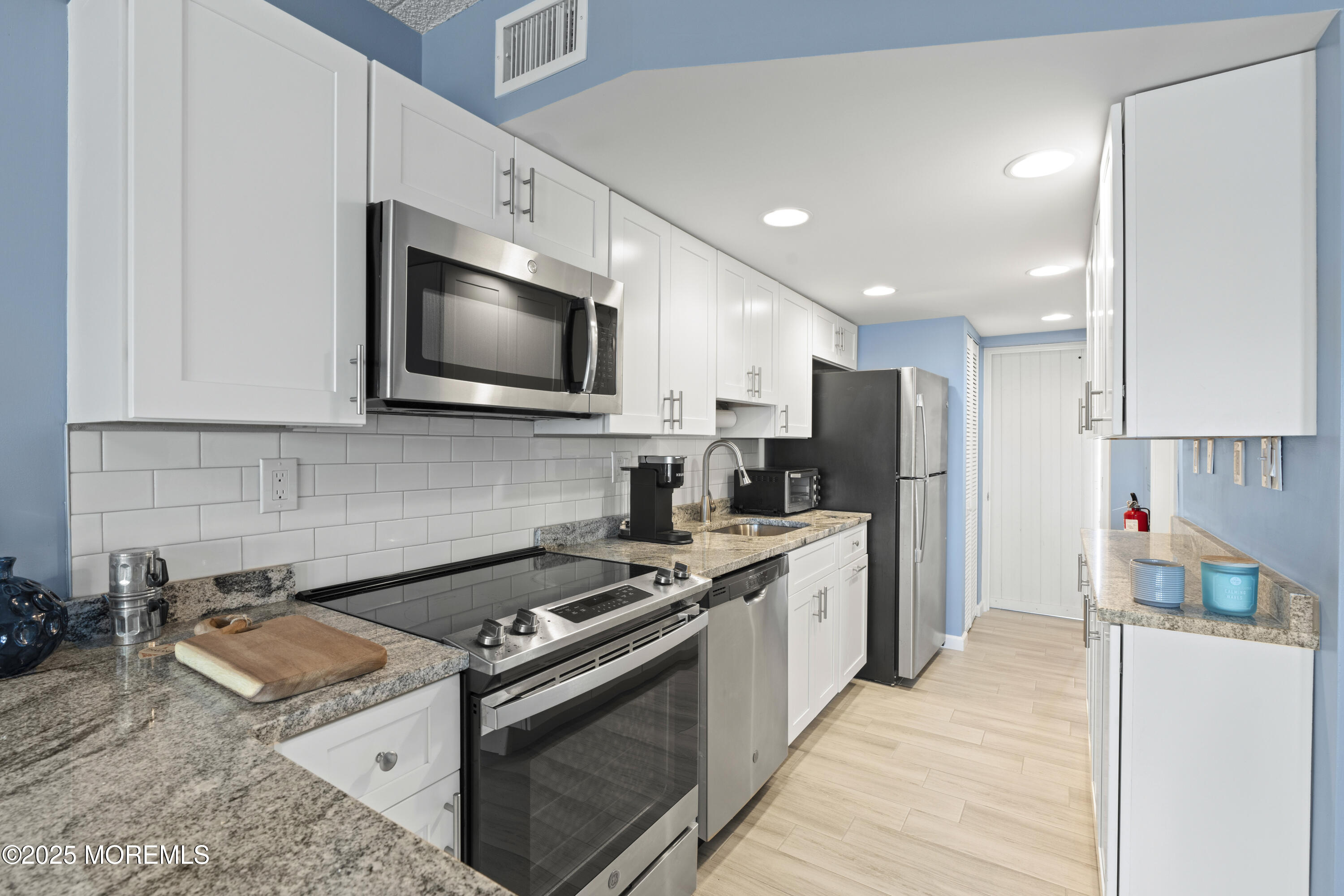 438 Highway 35 1304 Image 3