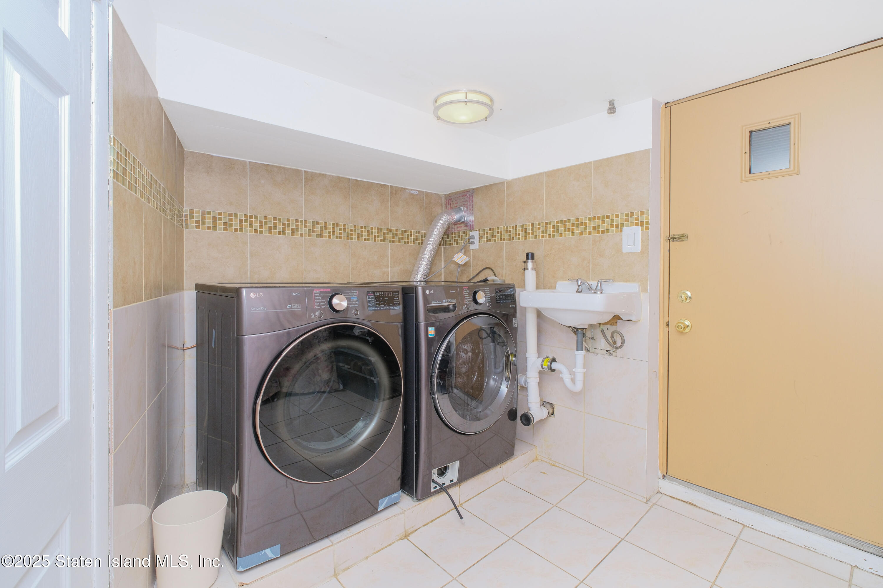 16 Fieldway Avenue, Staten Island, NY, 10308 image 24
