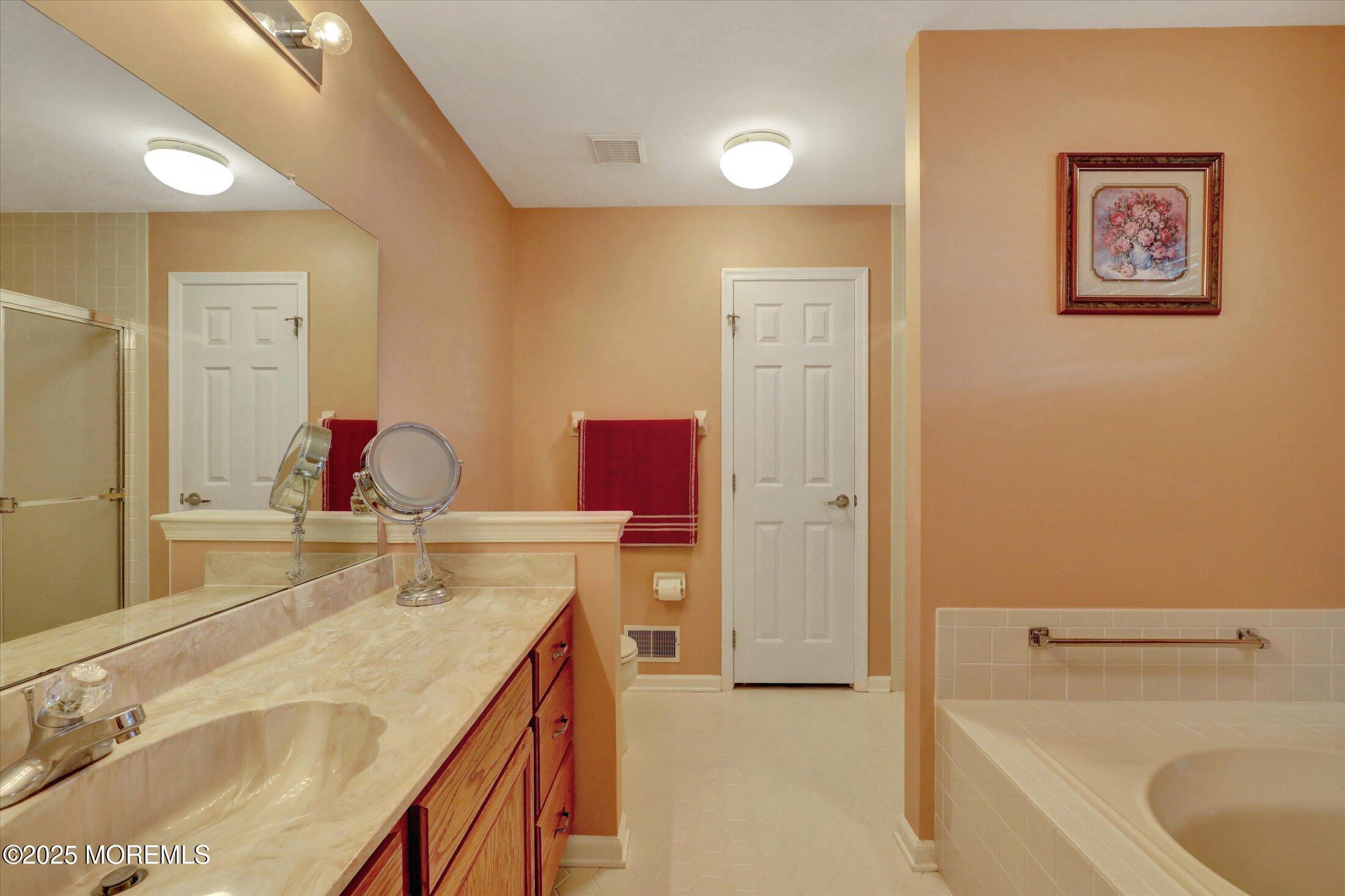 6 Thatcher Court, Jackson, NJ, 08527 image 26