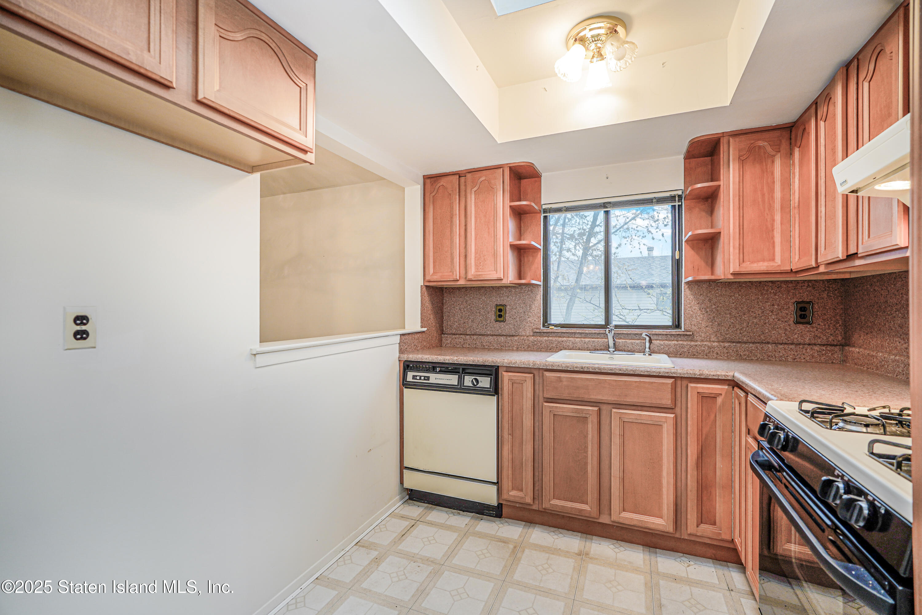 254 Katan Avenue #B, Staten Island, NY, 10308 image 14