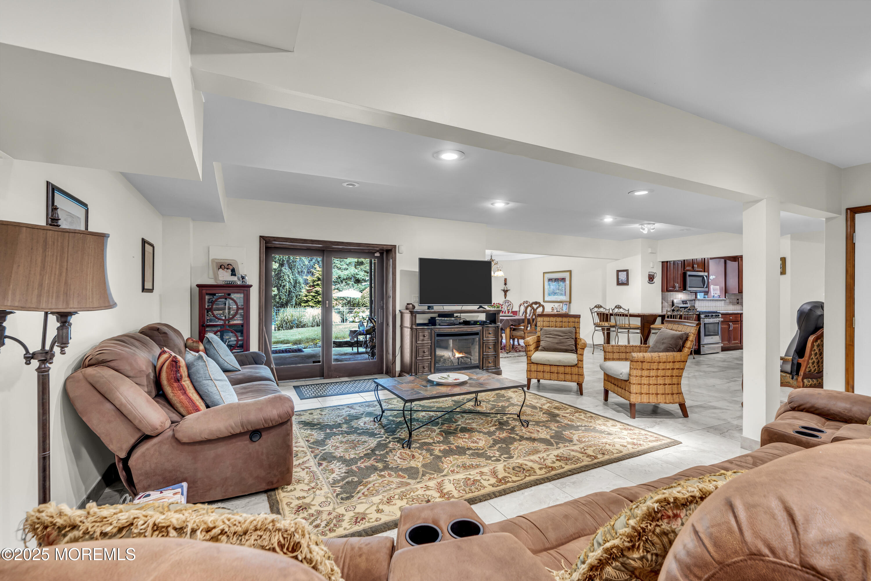 2 Shady Oak Court, Millstone, NJ, 08535 image 56