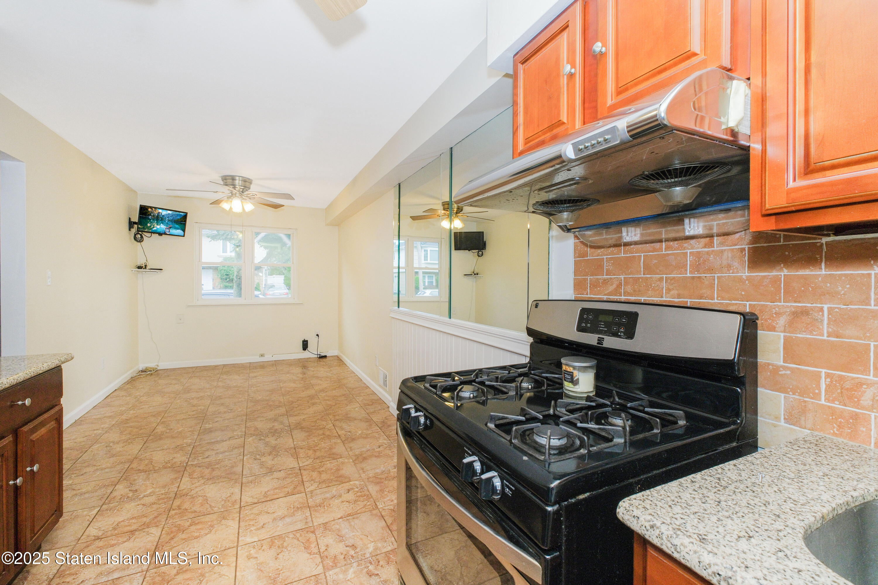 12 Grissom Avenue, Staten Island, NY, 10314 image 6