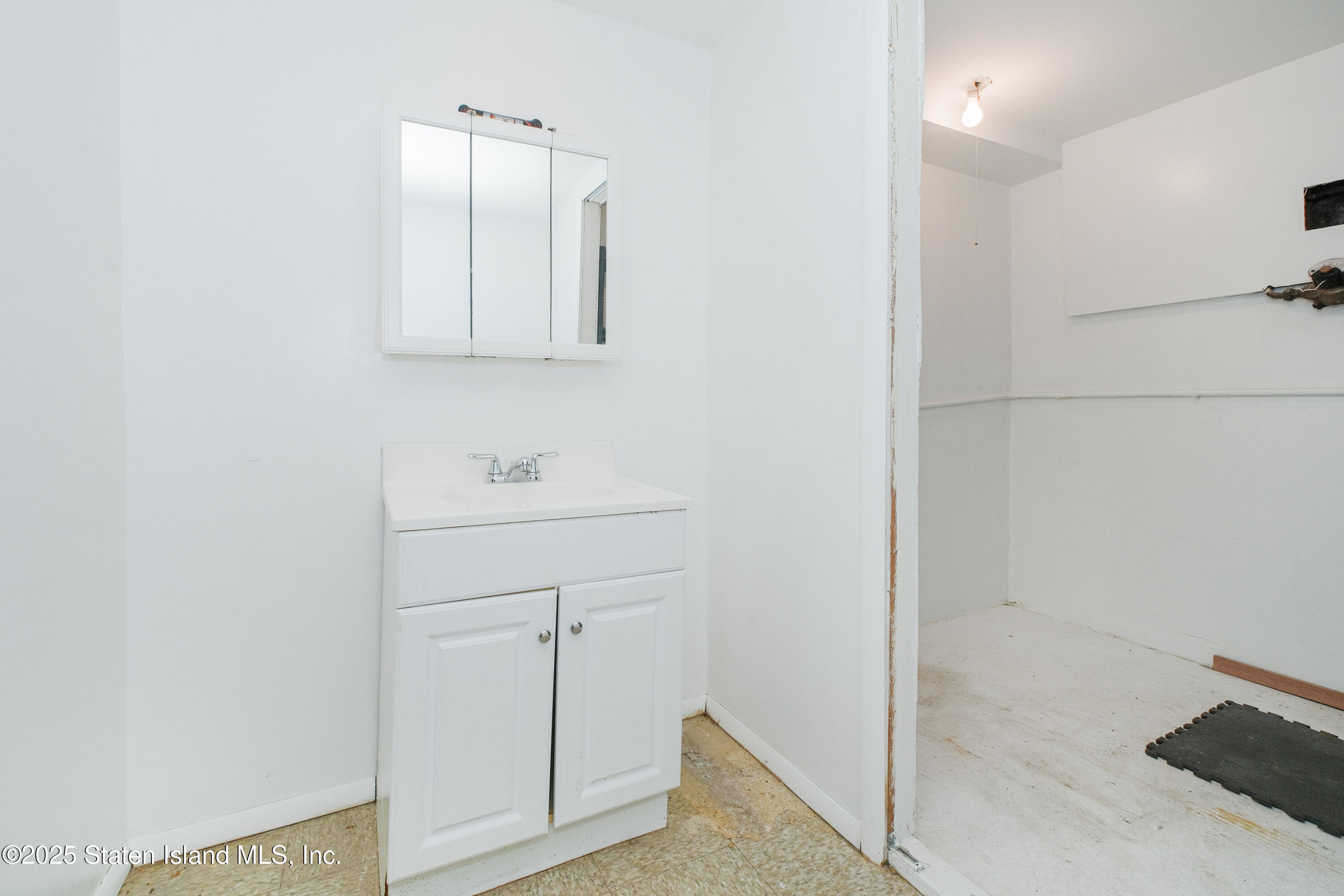 12 Grissom Avenue, Staten Island, NY, 10314 image 20