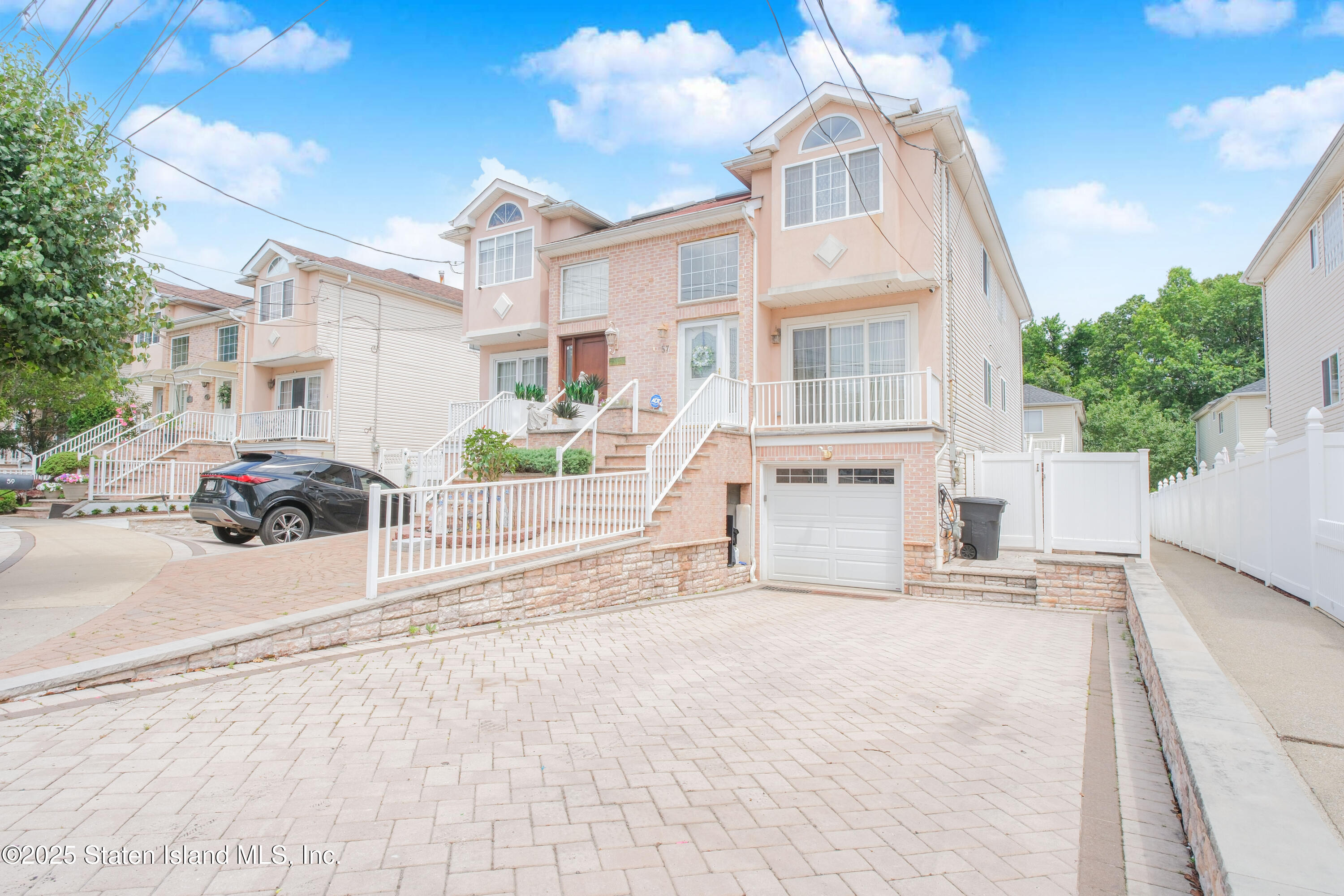57 Herrick Avenue Image 2