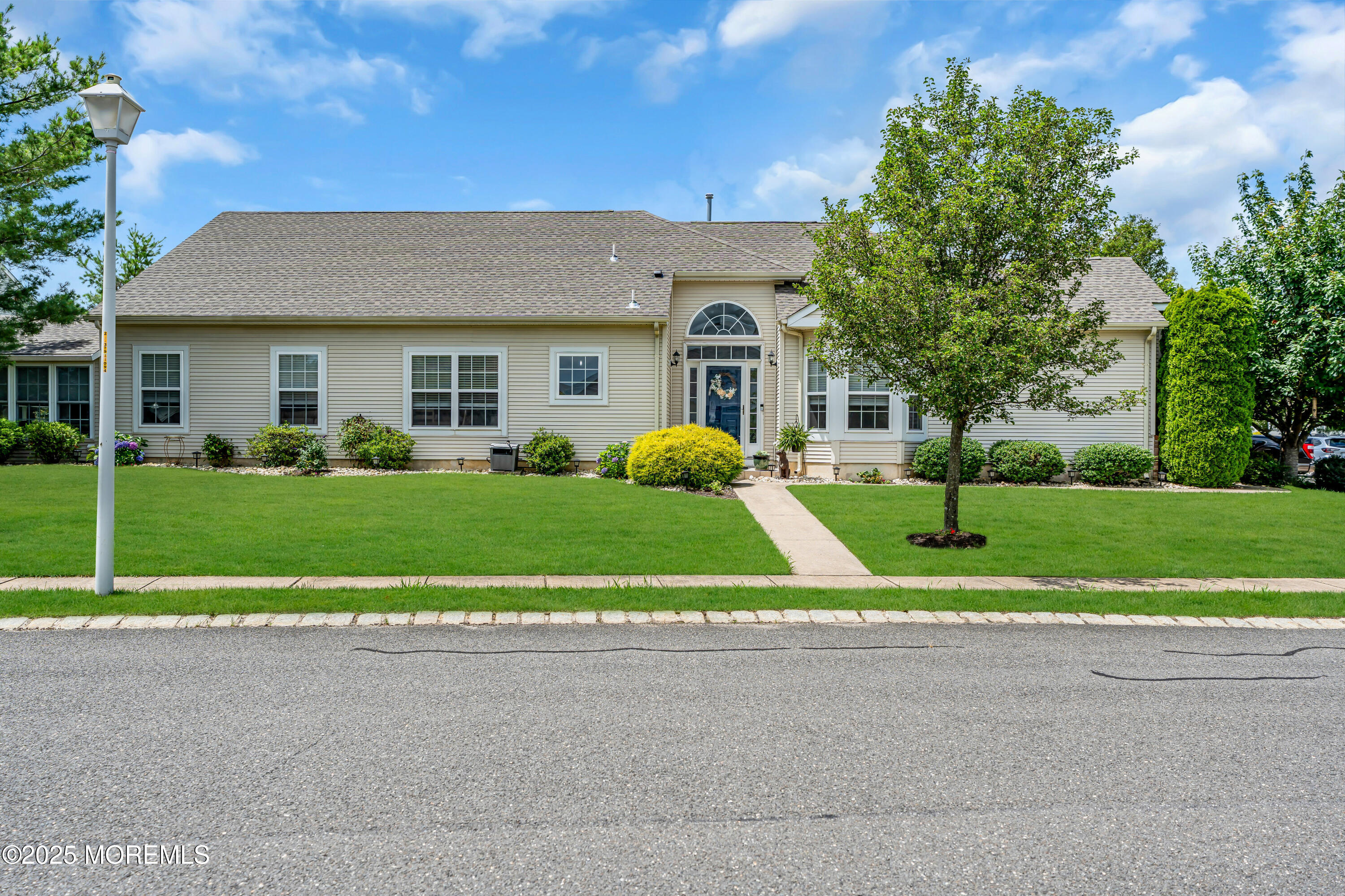 16 Vecchio Road Image 2