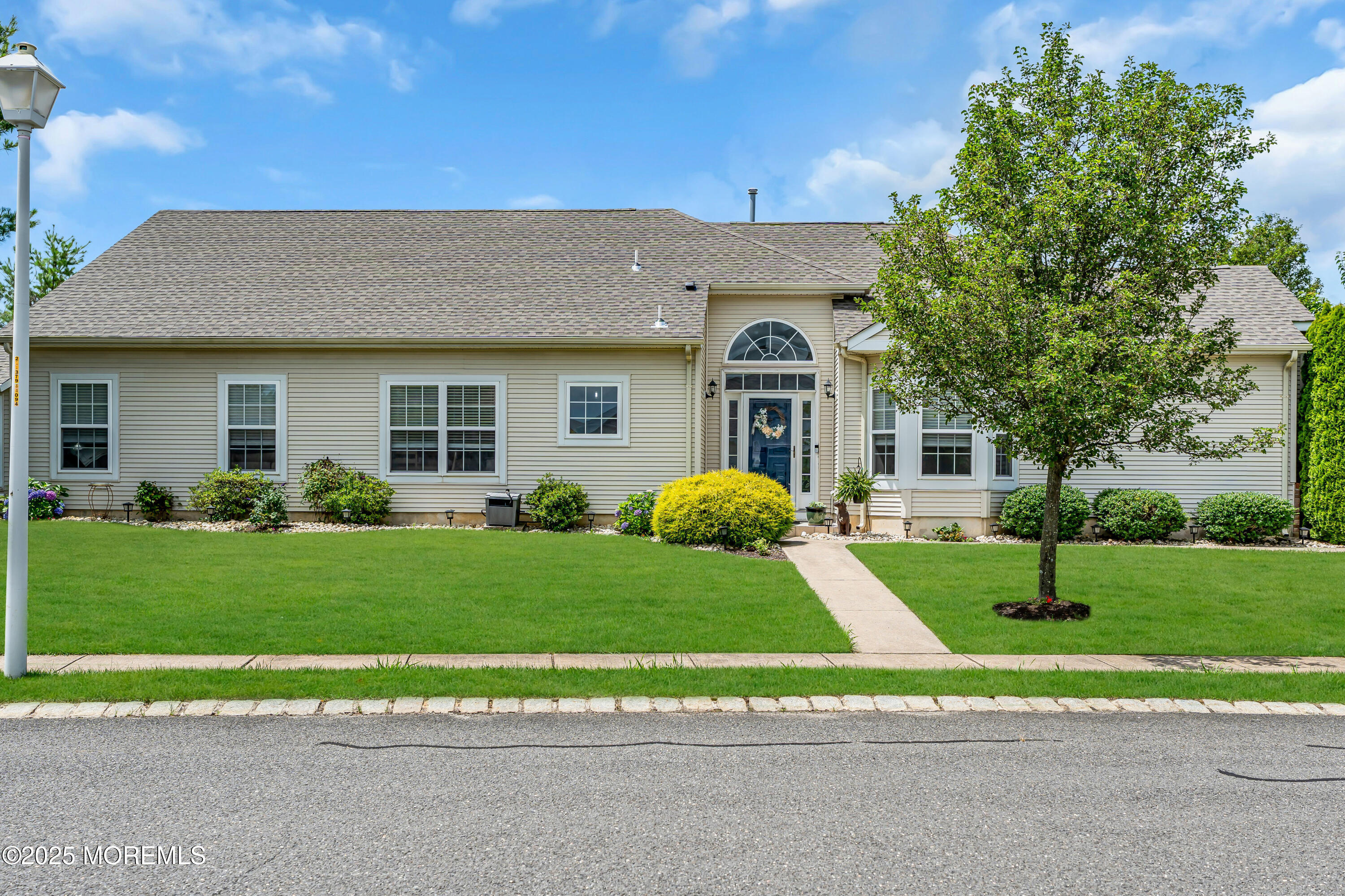 16 Vecchio Road, Manchester, NJ, 08759