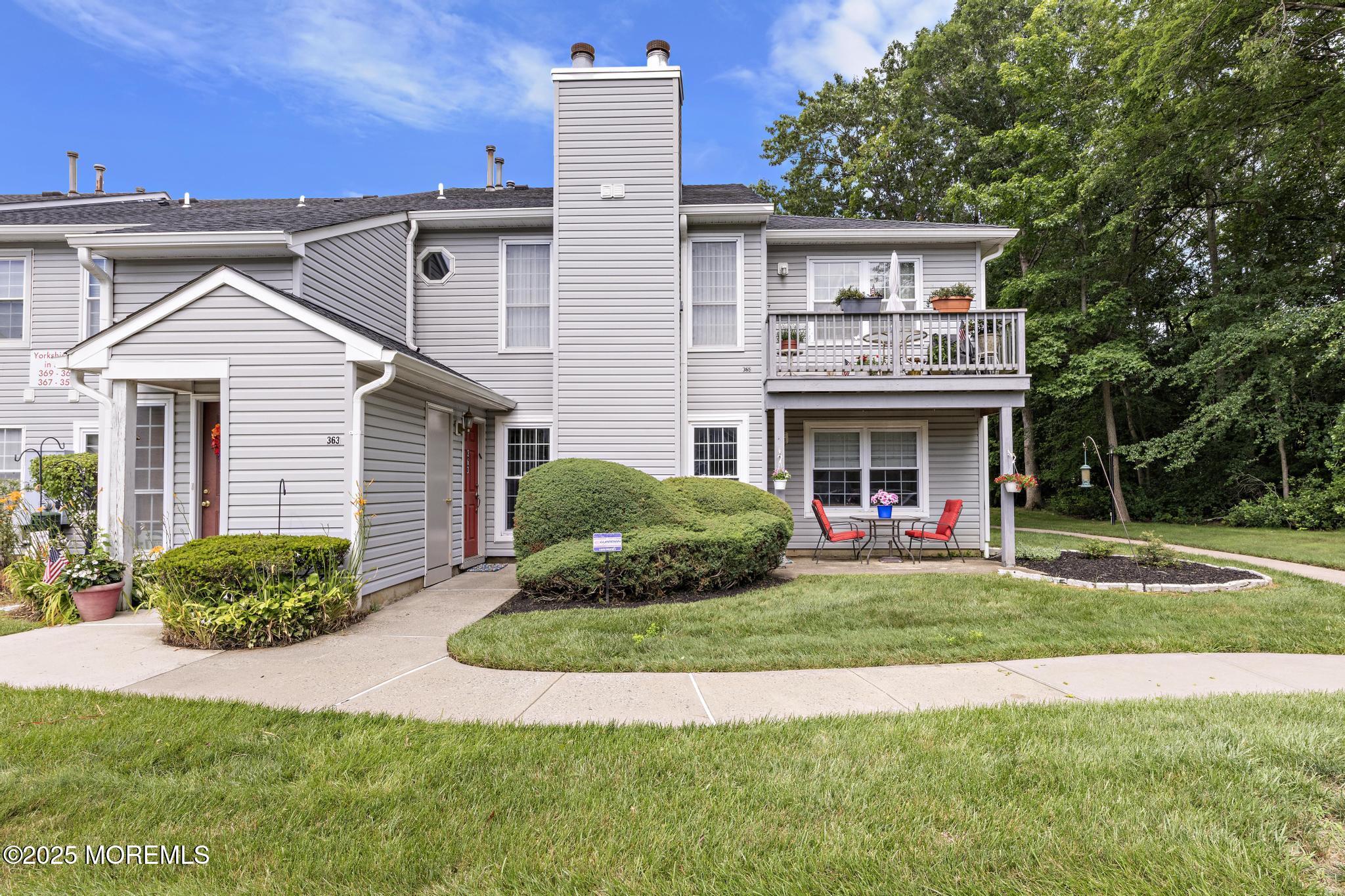363 Yorkshire Place Image 2