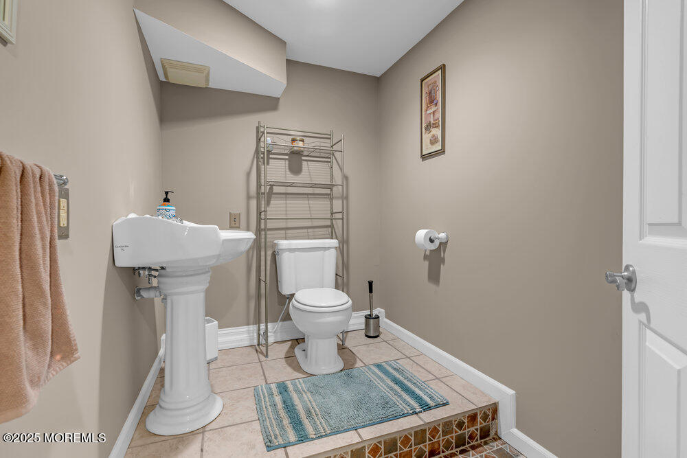 156 Magnolia Lane, Middletown, NJ, 07748 image 20