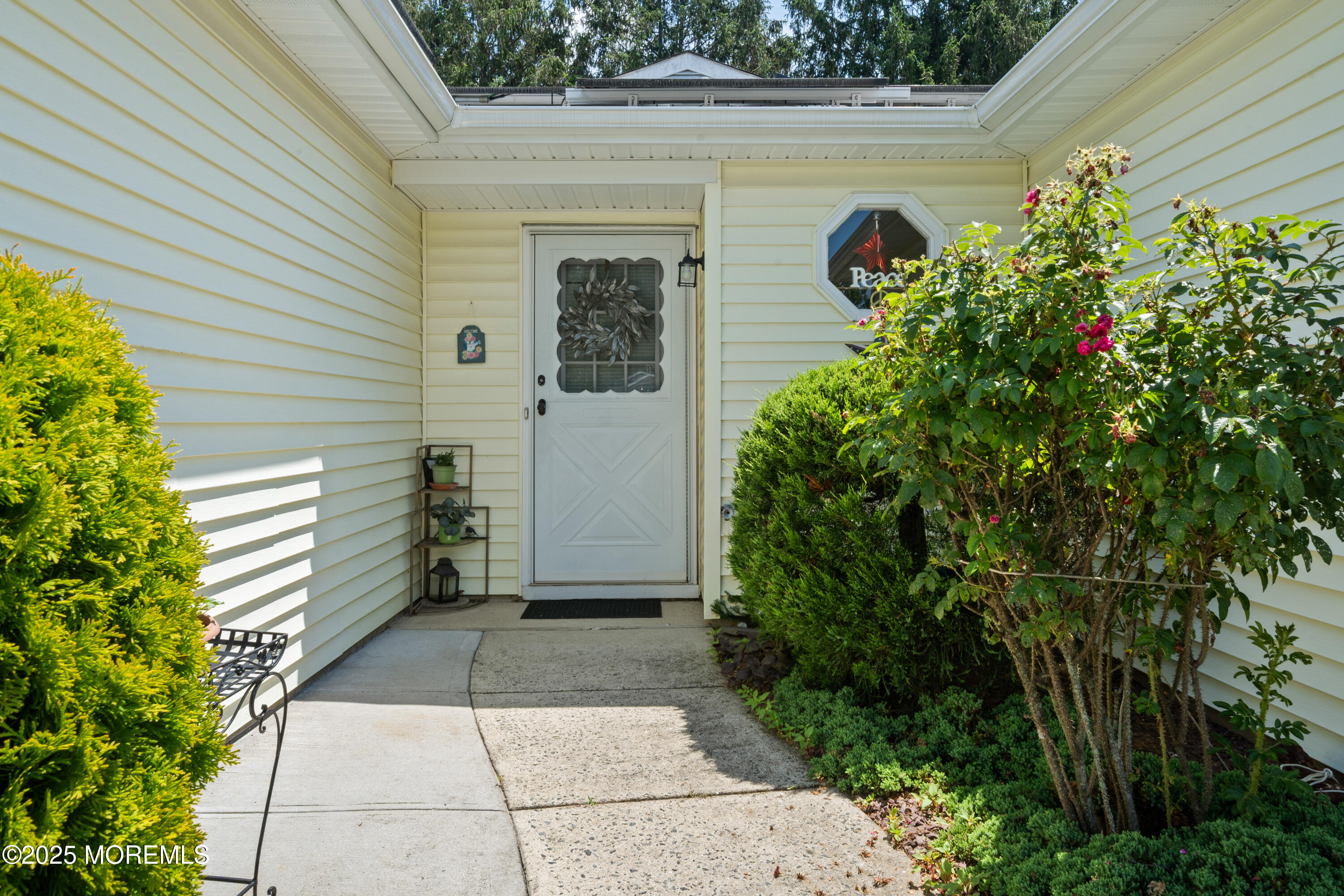 188 Lions Head Boulevard Image 3