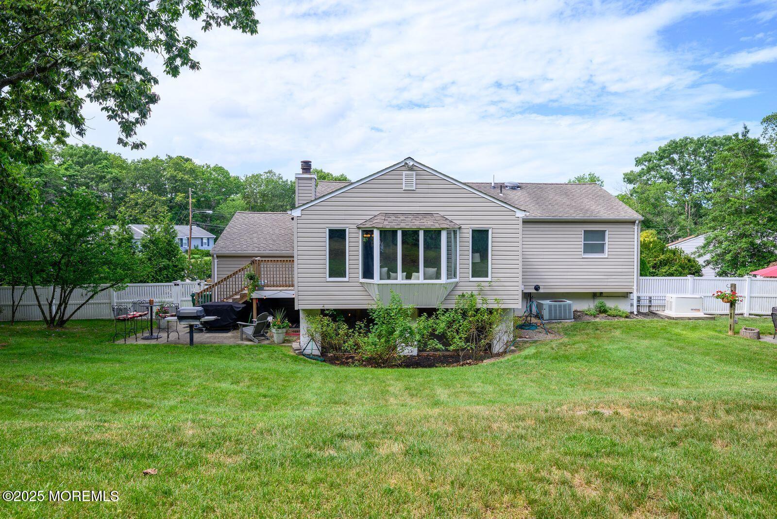 2 Darien Circle, Howell, NJ, 07731 image 37