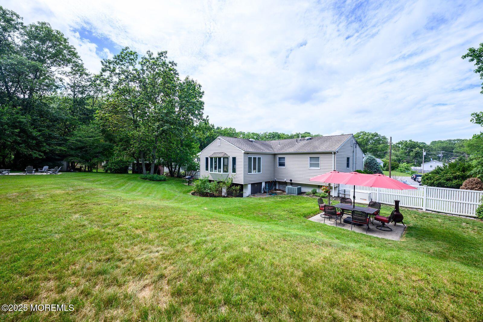 2 Darien Circle, Howell, NJ, 07731 image 38