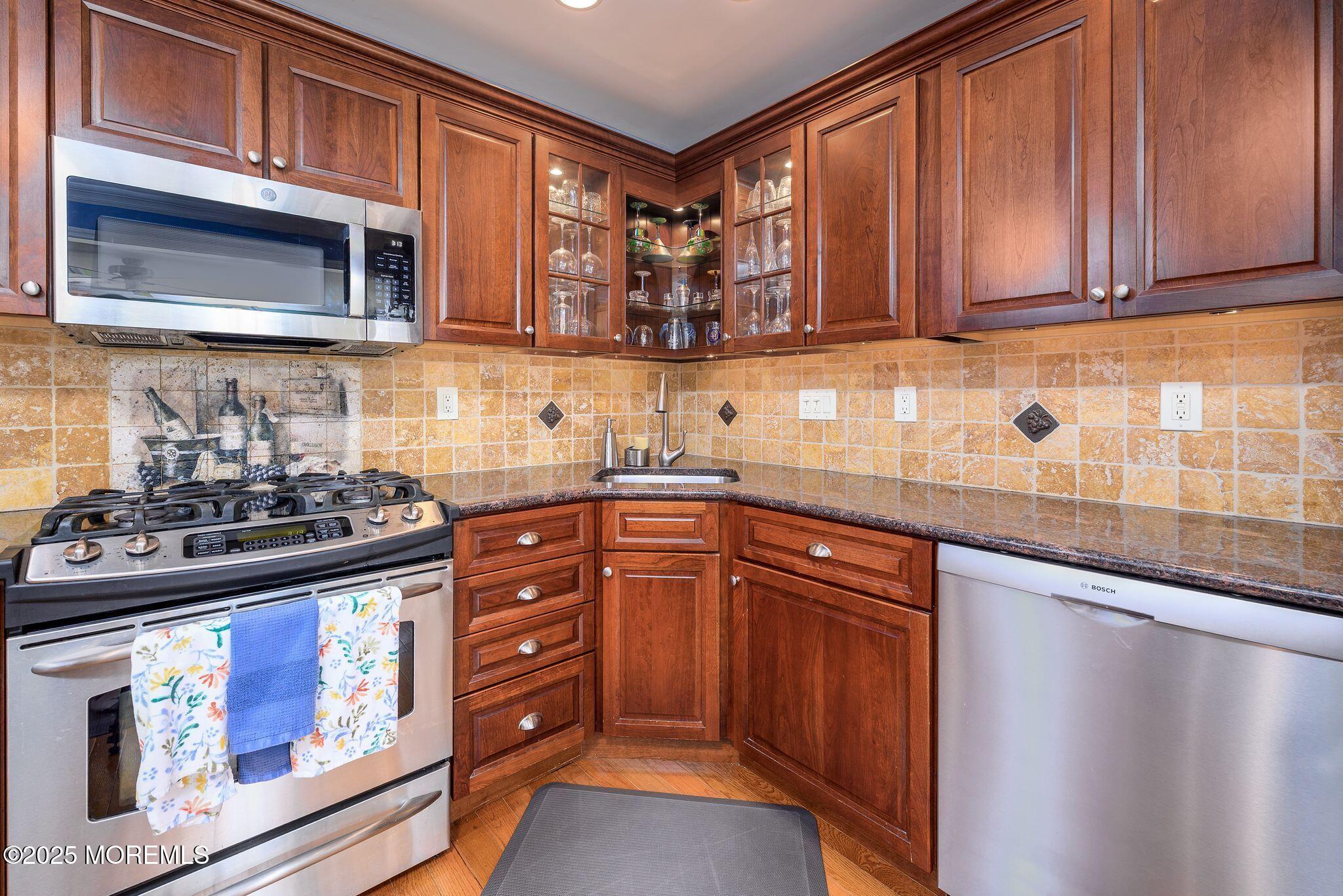 2 Darien Circle, Howell, NJ, 07731 image 7