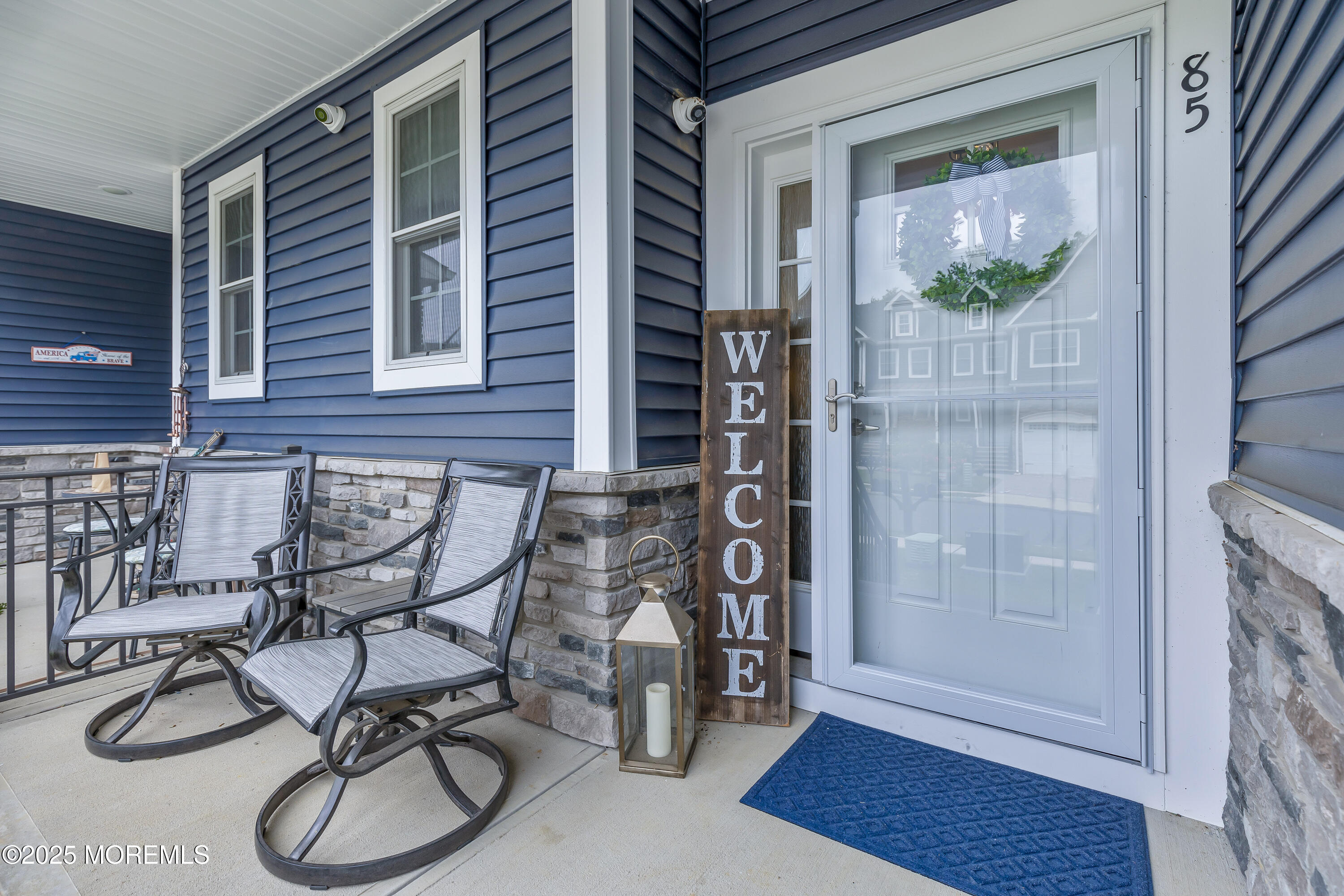 85 Valentino Drive Image 2
