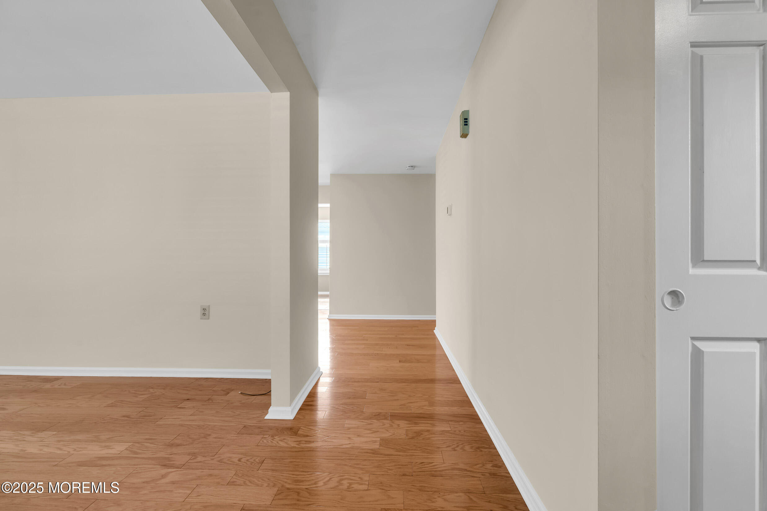 28 Greenbriar Boulevard Image 5