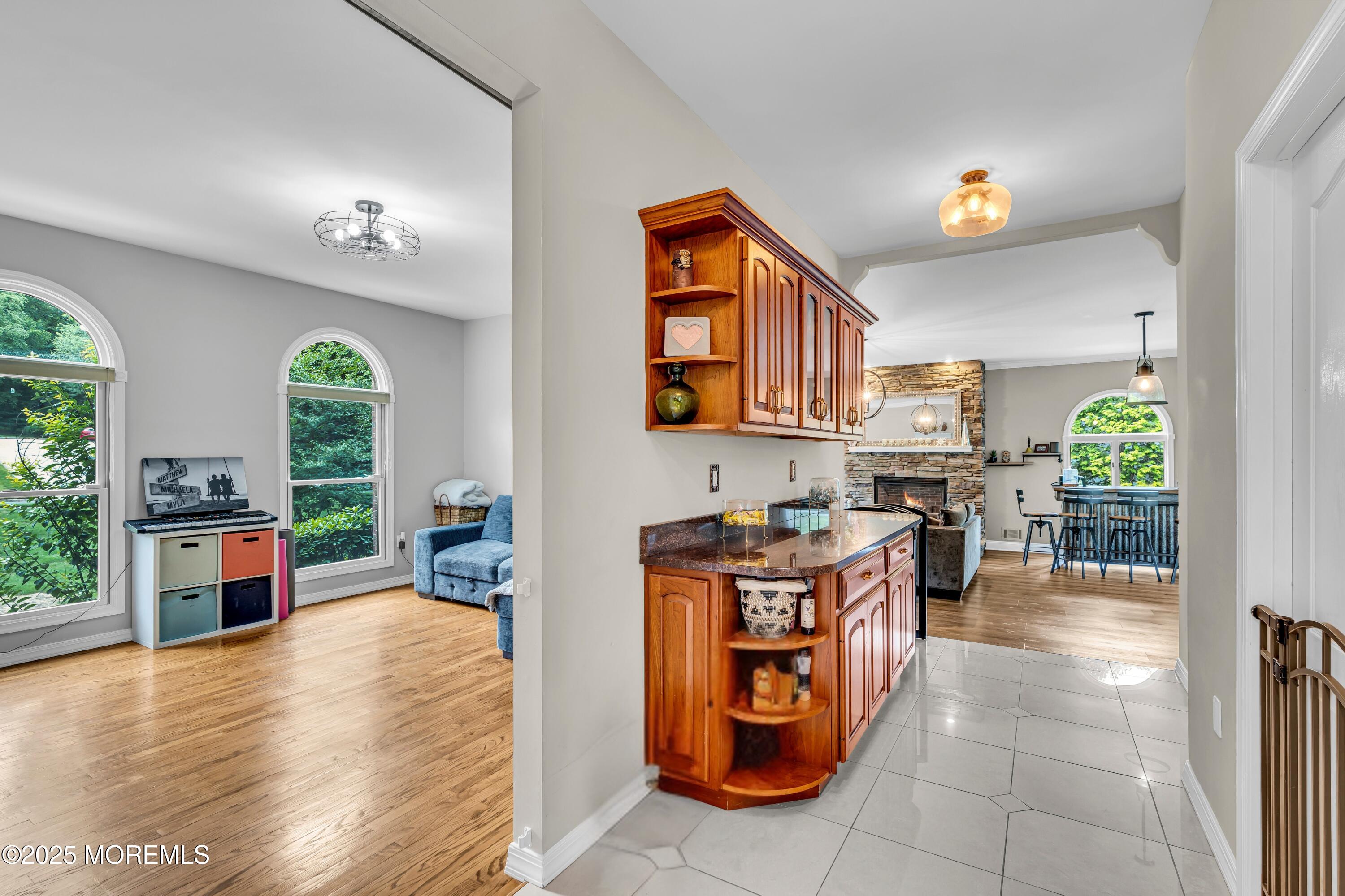 2 Shady Oak Court, Millstone, NJ, 08535 image 9