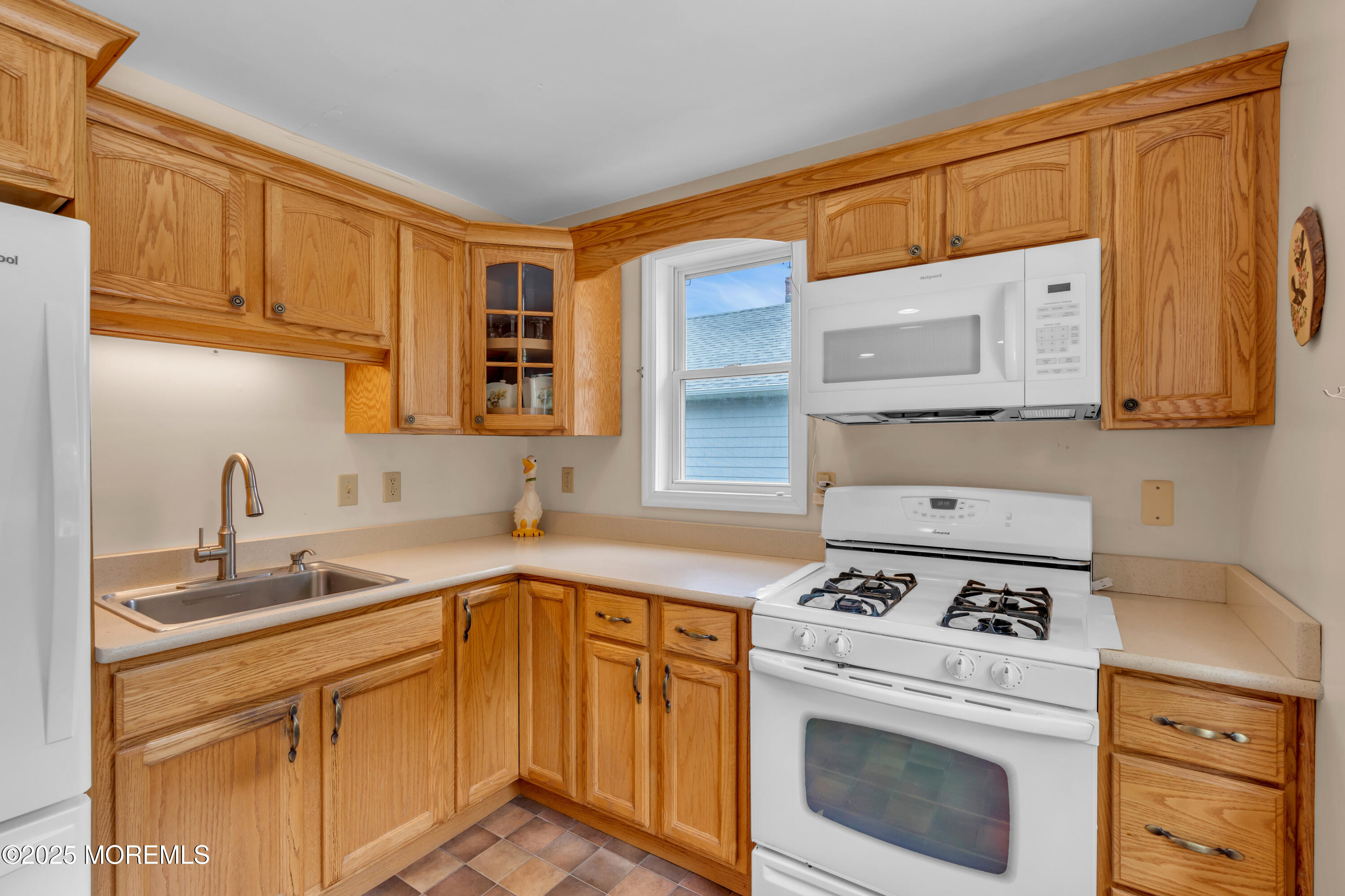 833 Lincoln Street, Red Bank, NJ, 07701 image 18