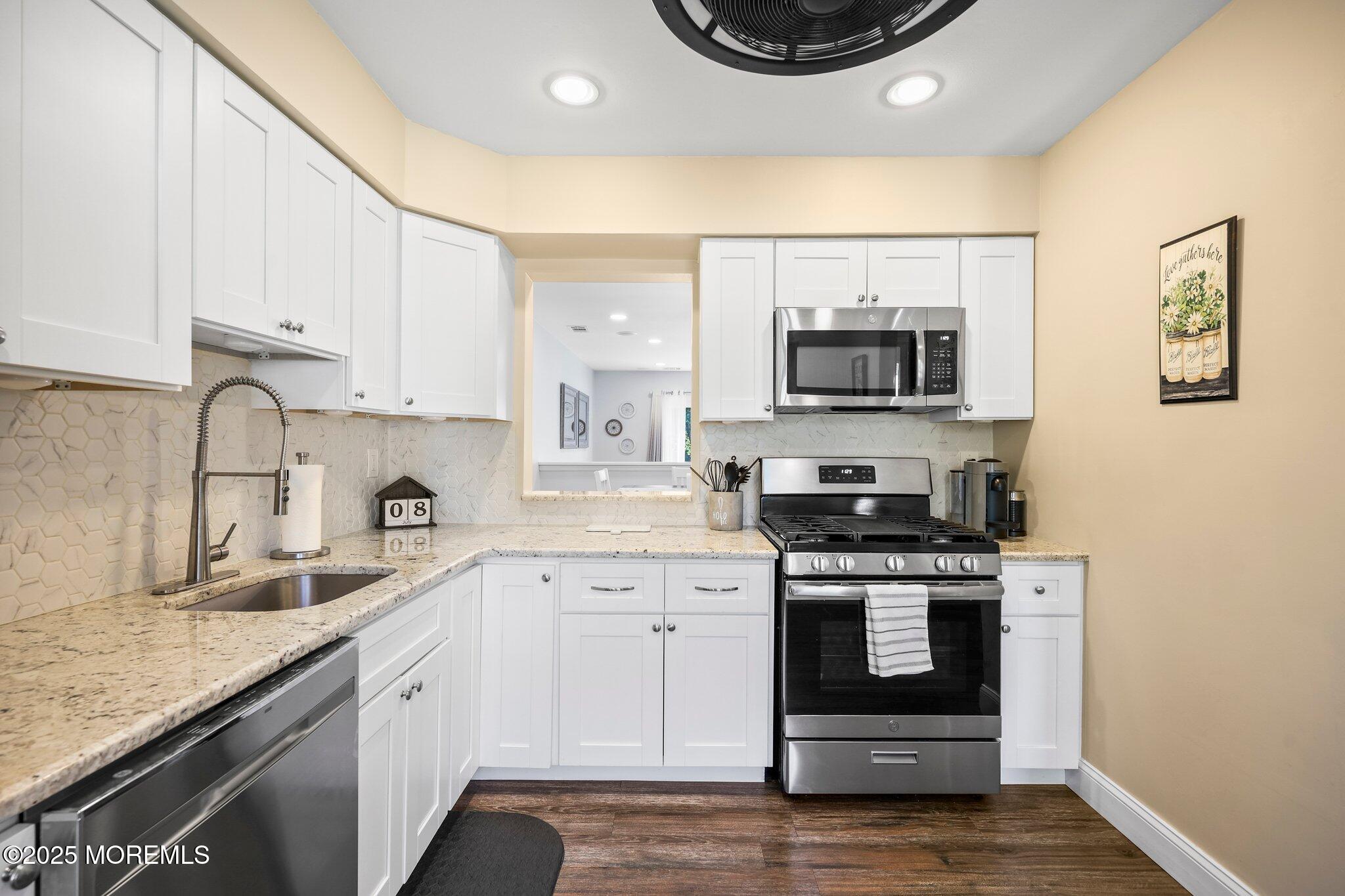 11 Interlaken Court 9, Freehold, NJ, 07728 image 12
