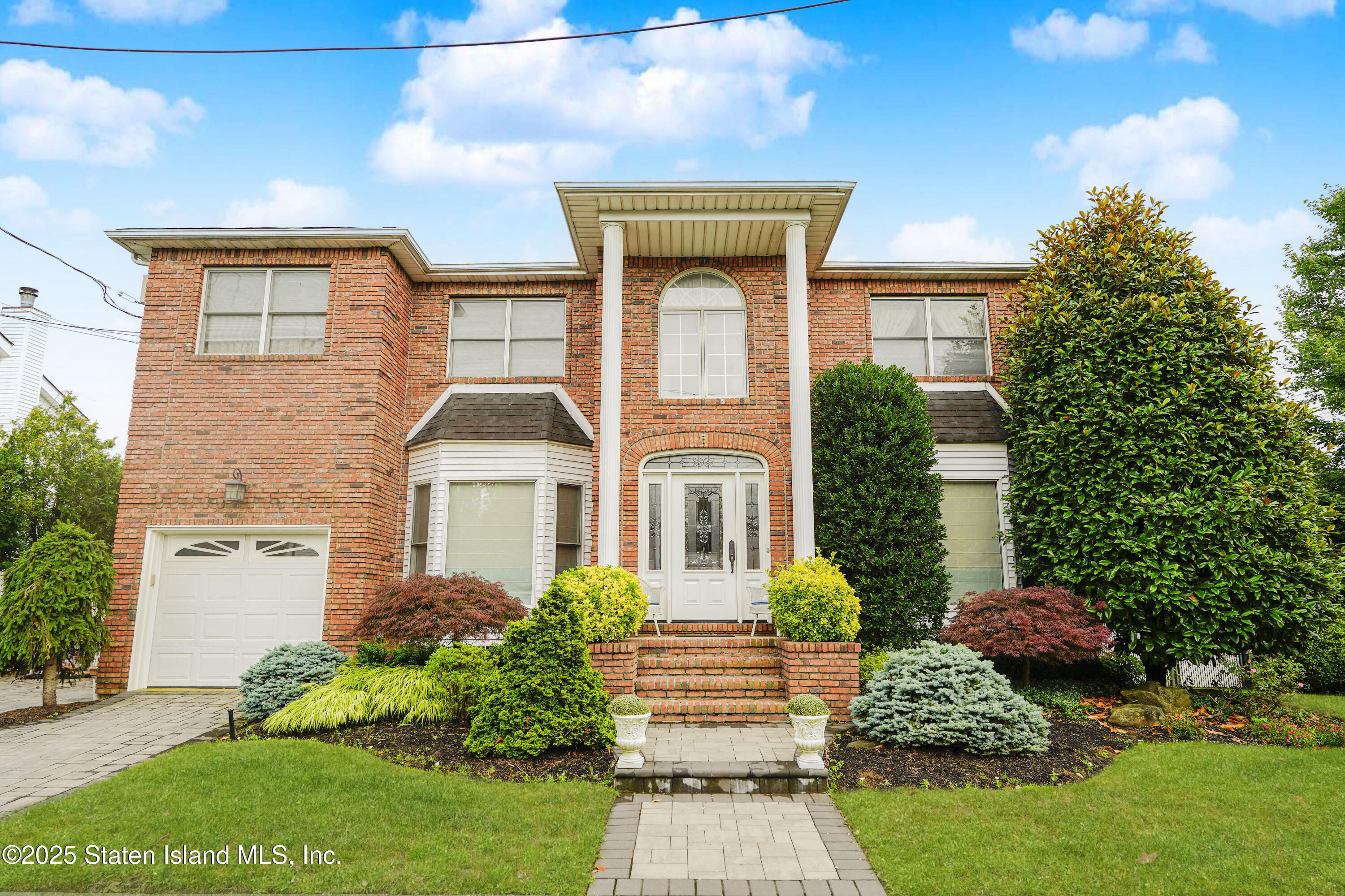 6 Kathleen Court, Staten Island, NY, 10307