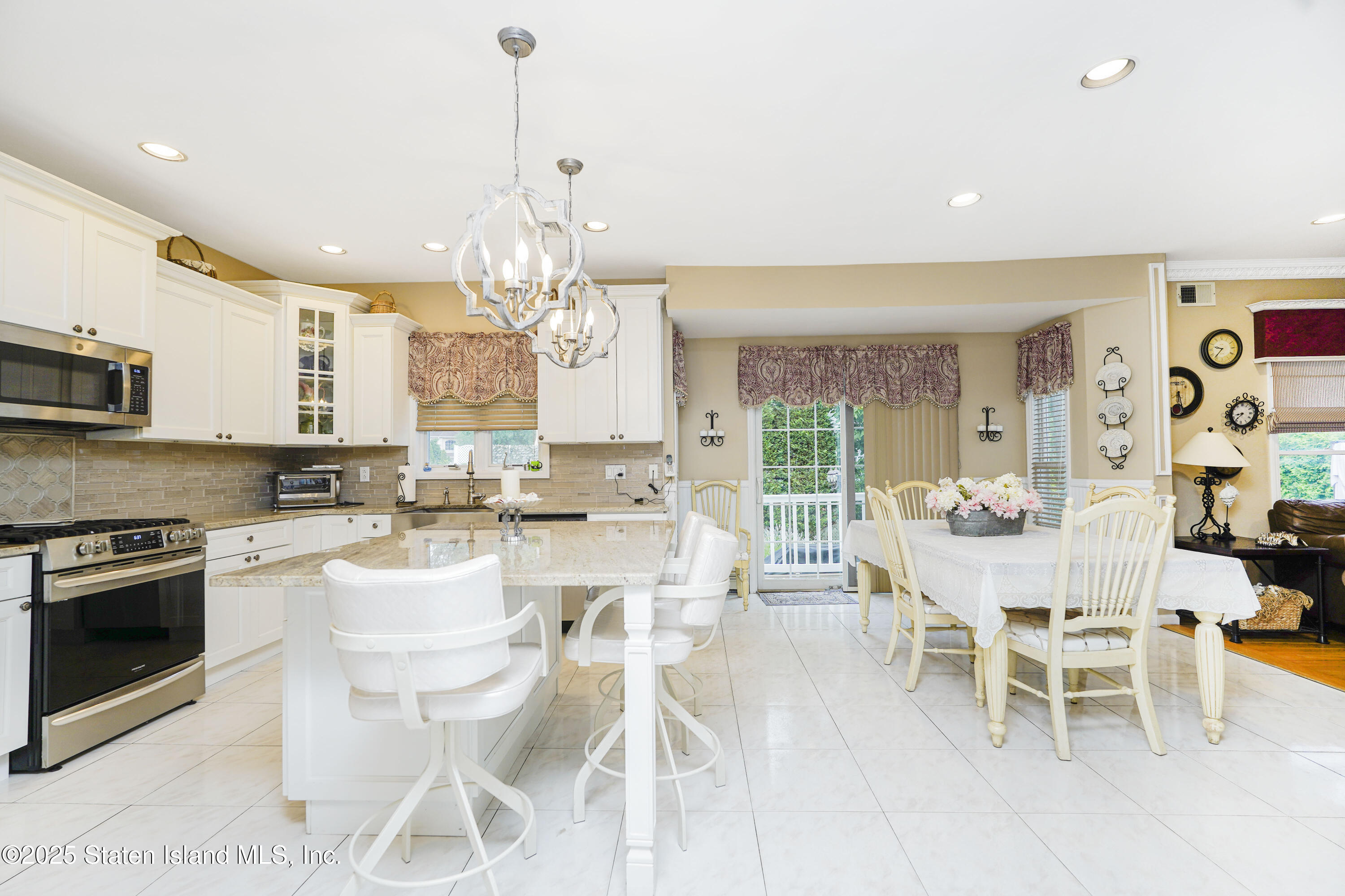 6 Kathleen Court, Staten Island, NY, 10307 image 16