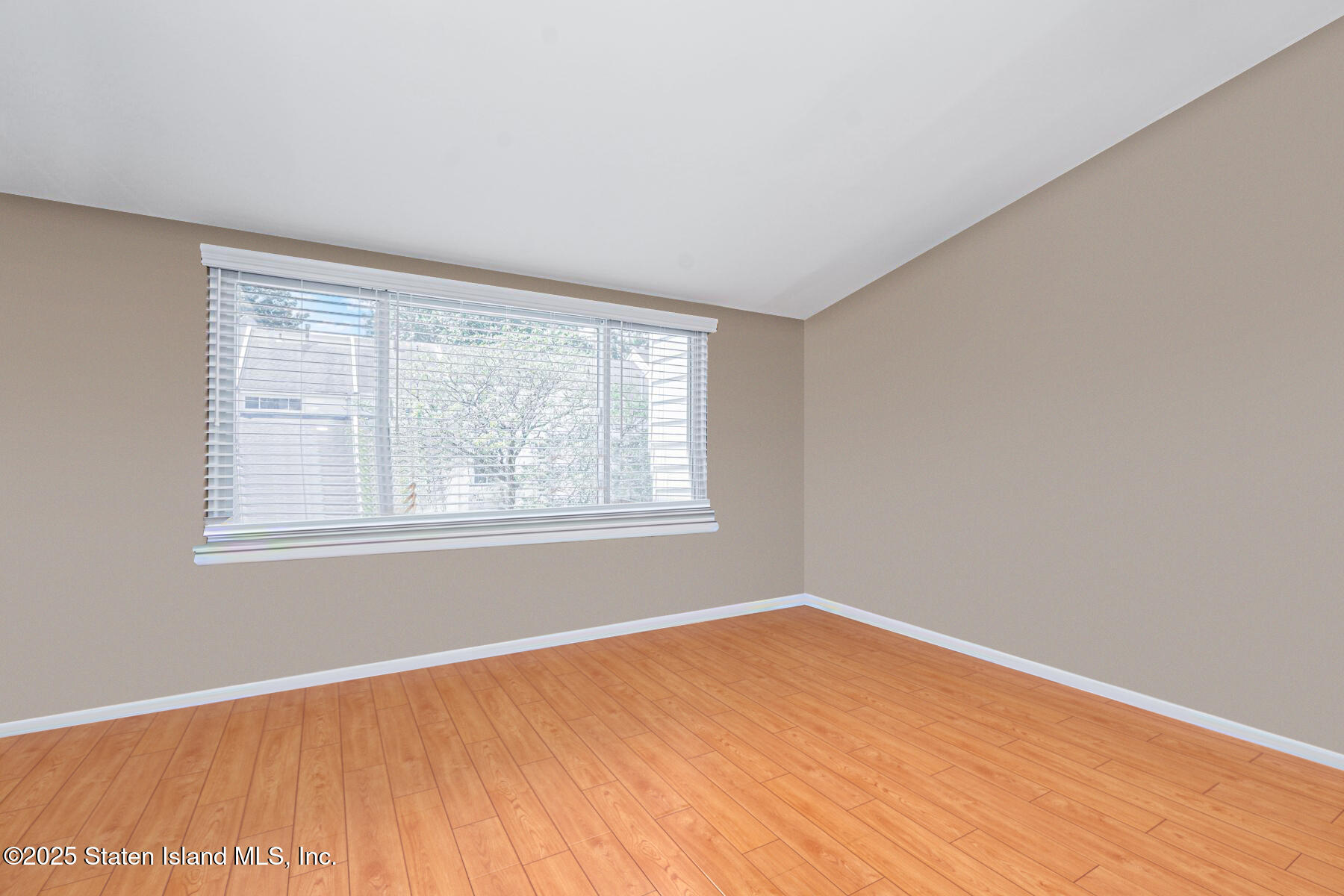 164 Dover Green, Staten Island, NY, 10312 image 27