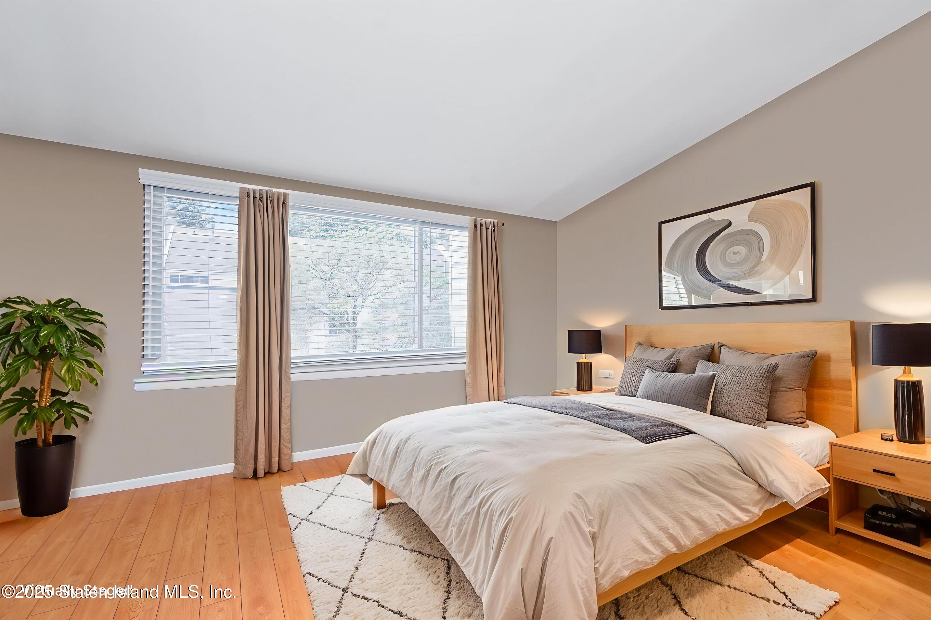 164 Dover Green, Staten Island, NY, 10312 image 28