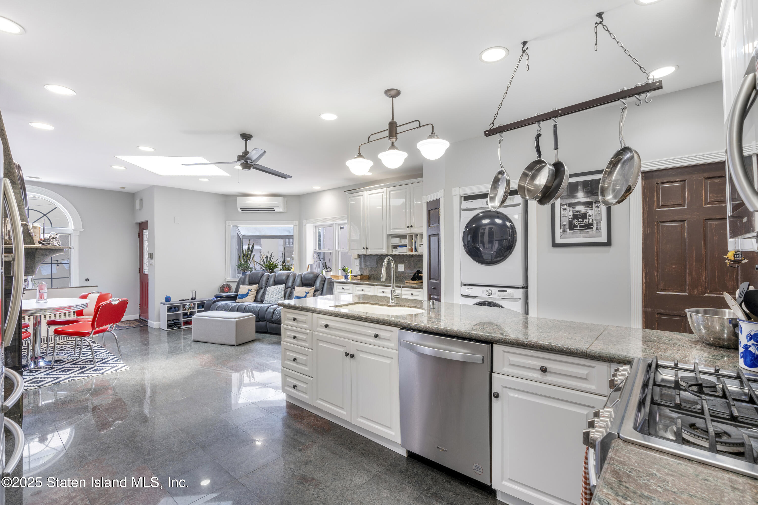 8419 Fort Hamilton Parkway, Brooklyn, NY, 11209 image 11