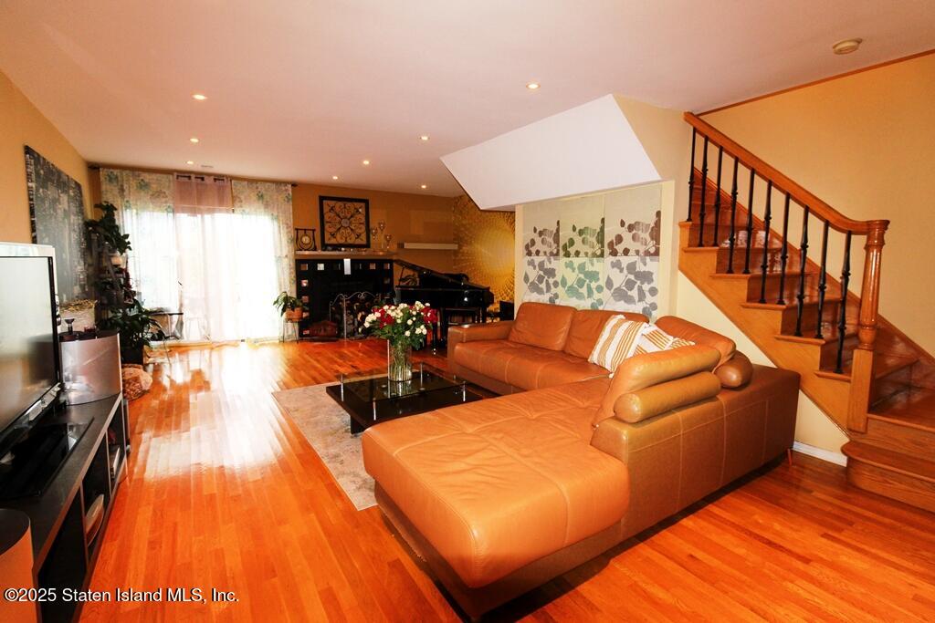 35 Stonegate Drive, Staten Island, NY, 10304 image 8