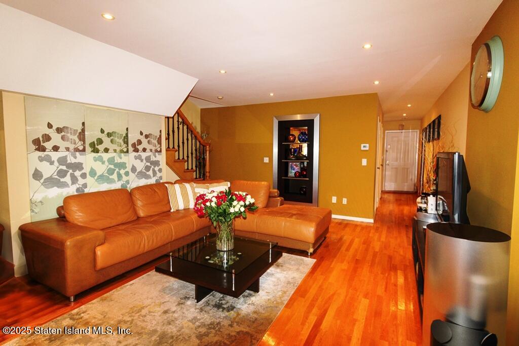 35 Stonegate Drive, Staten Island, NY, 10304 image 9