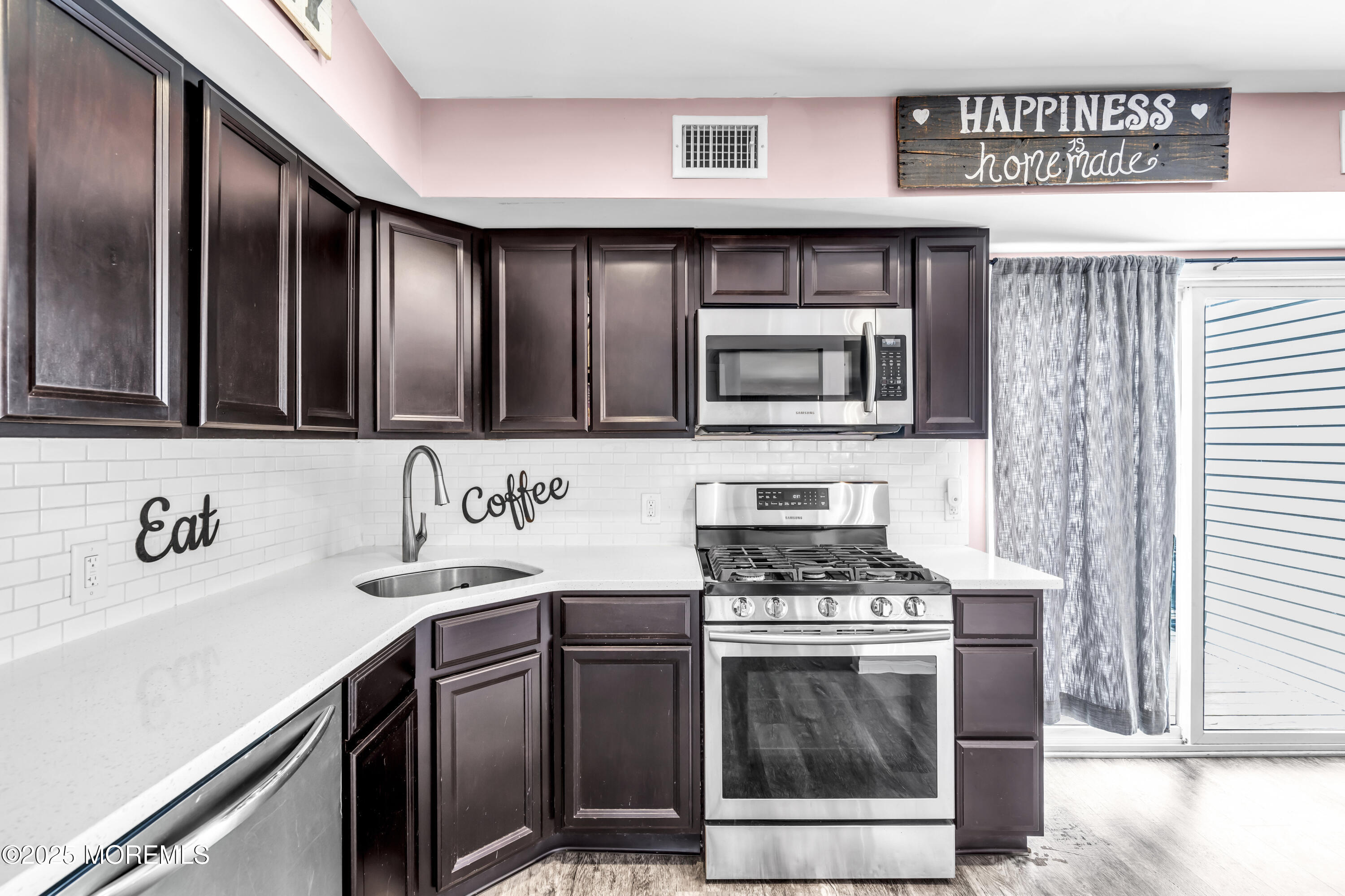 18 Woody Terrace, Hazlet, NJ, 07734 image 12