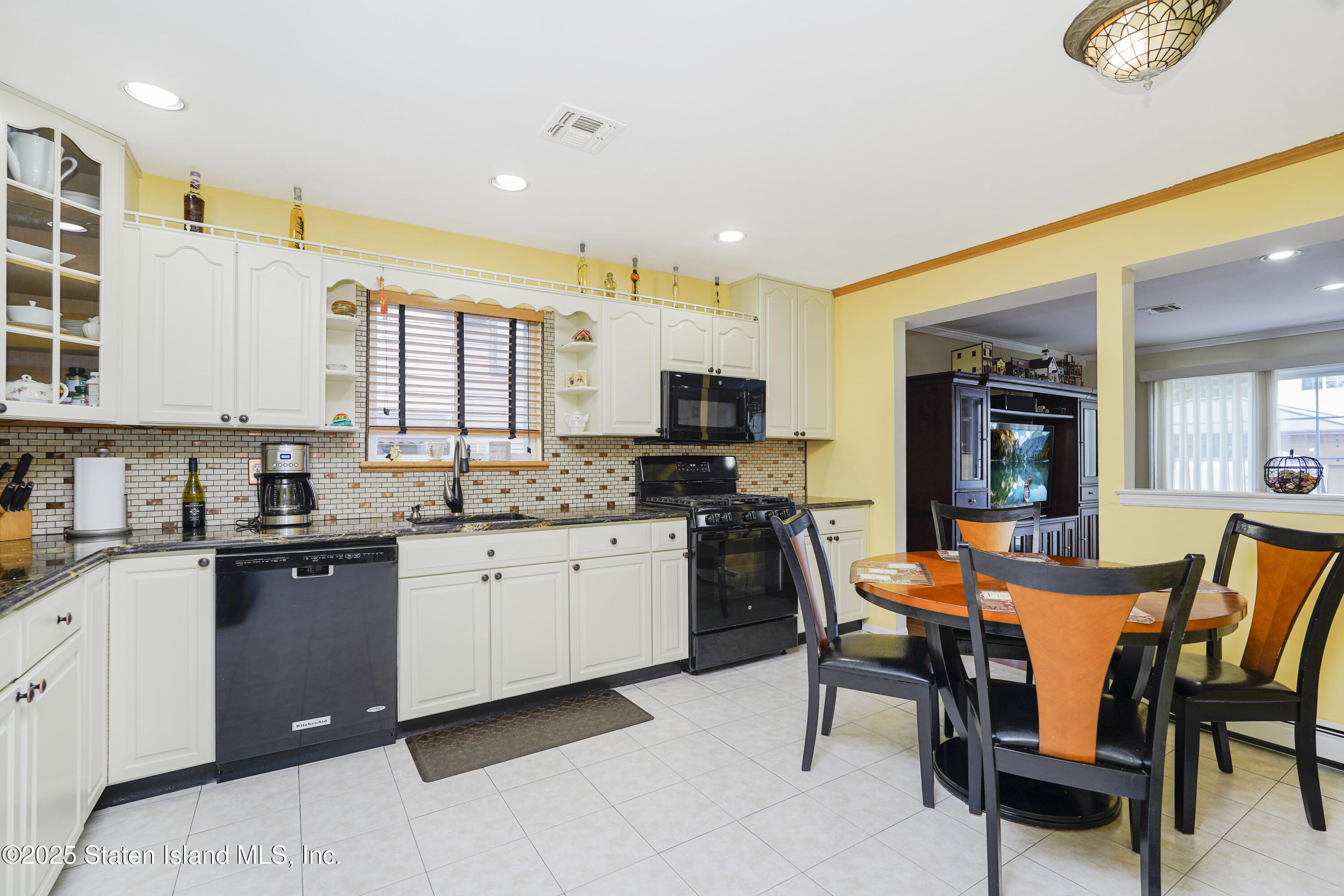 218 Mcbaine Avenue, Staten Island, NY, 10309 image 10