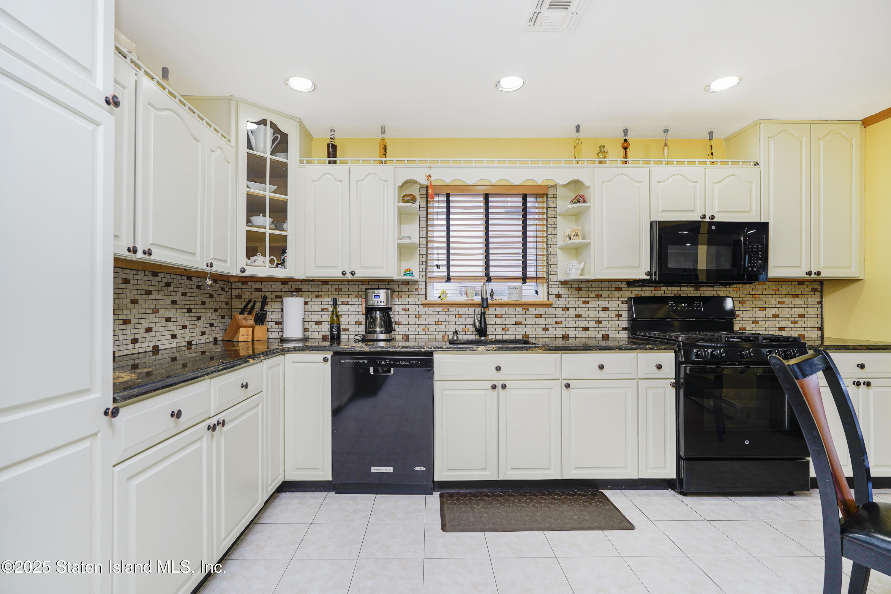 218 Mcbaine Avenue, Staten Island, NY, 10309 image 11