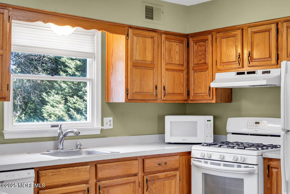 1216 Fox Hollow Drive, Toms River, NJ, 08755 image 21