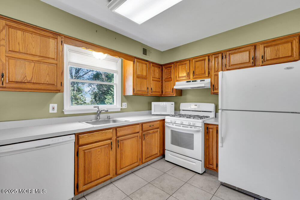 1216 Fox Hollow Drive, Toms River, NJ, 08755 image 26