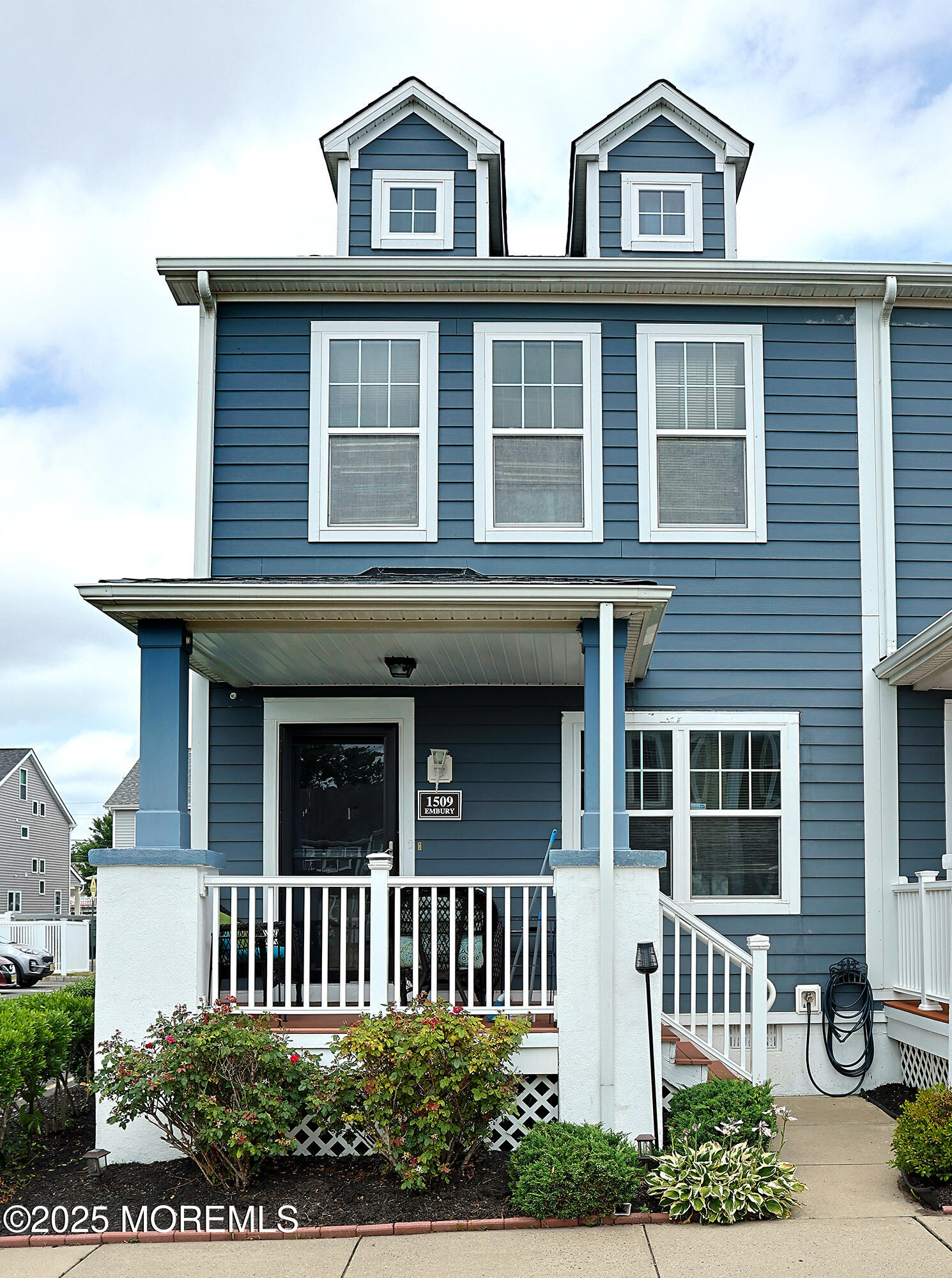 1509 Embury Avenue Image 2