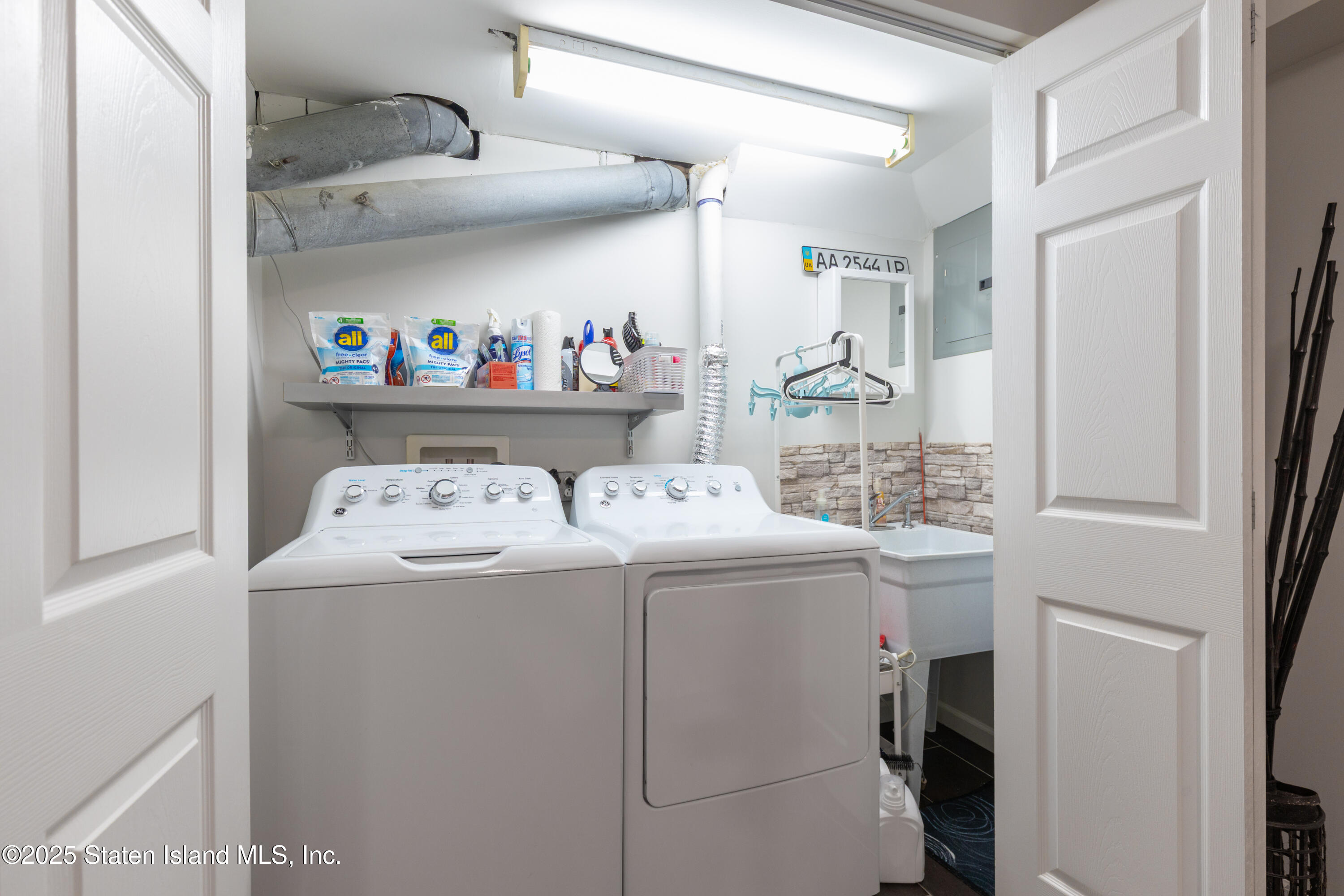 444-2 Caswell Avenue, Staten Island, NY, 10314 image 17