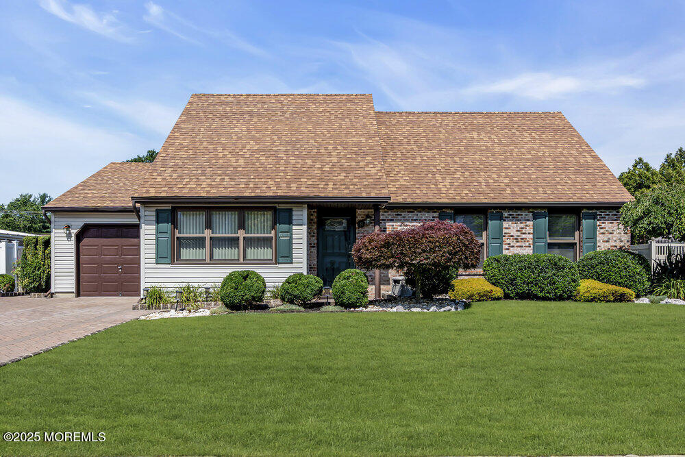 18 Laurel Crest Drive Image 2