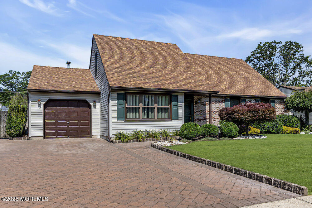 18 Laurel Crest Drive Image 3