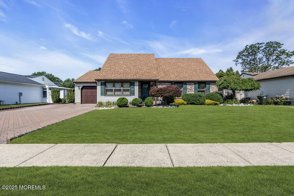 18 Laurel Crest Drive Image 4