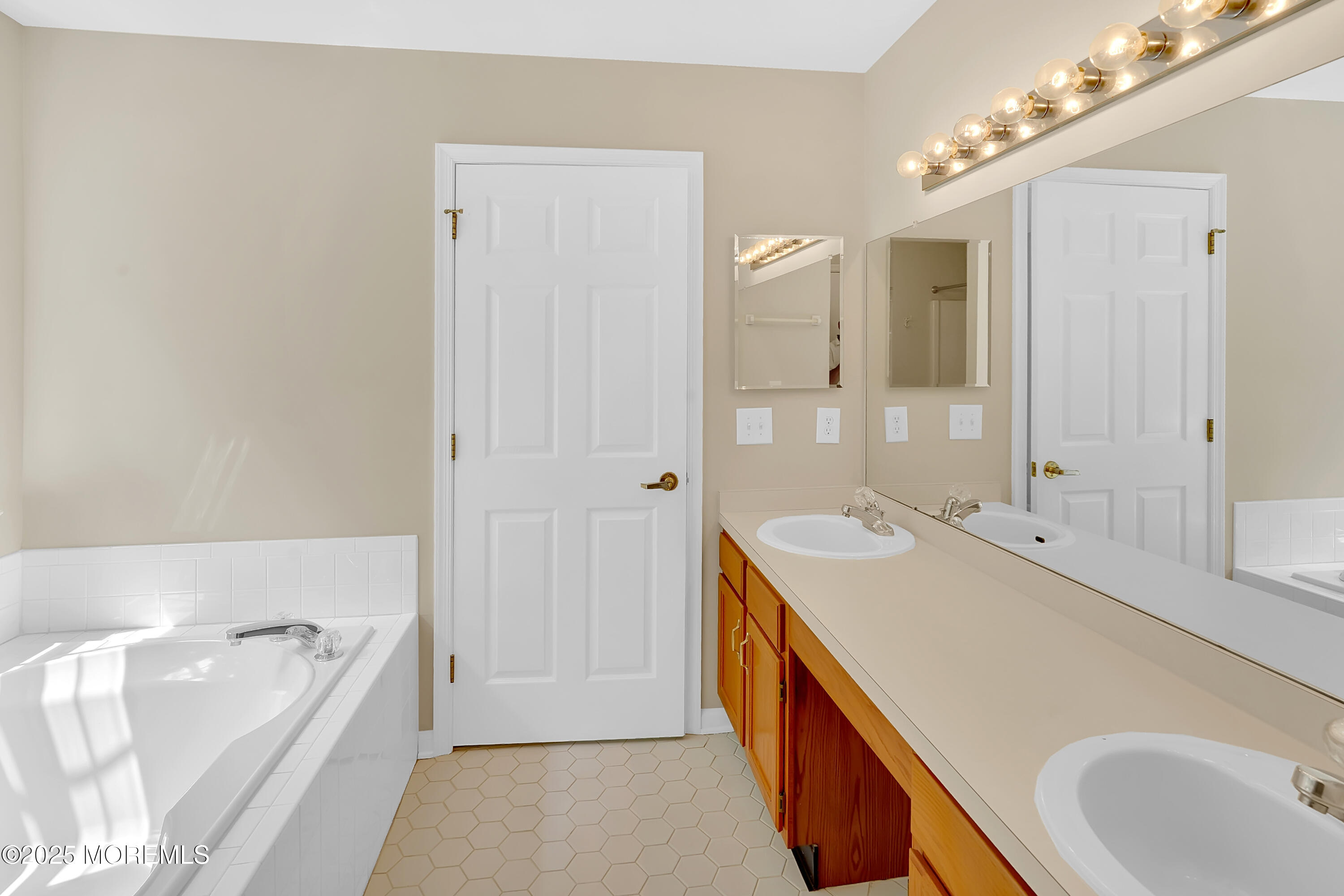 17 Kildare Lane, Jackson, NJ, 08527 image 27