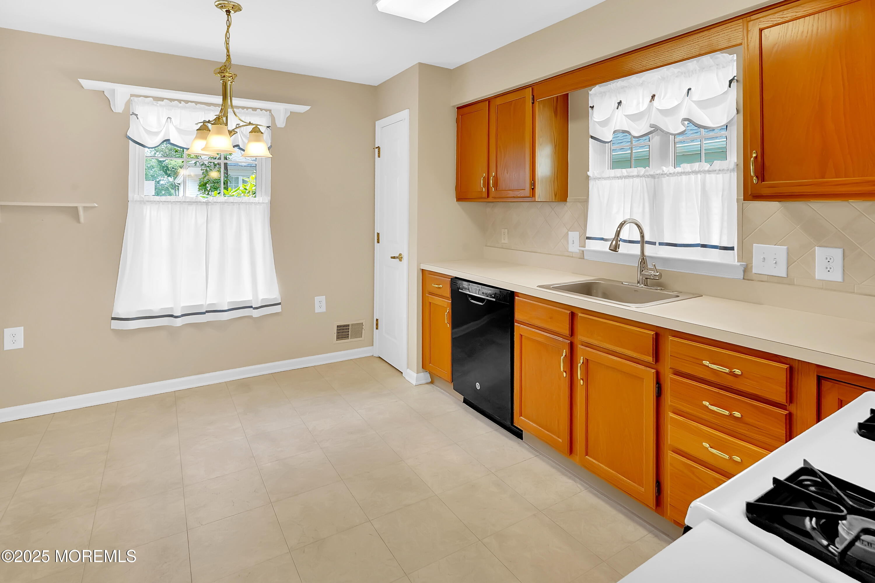 17 Kildare Lane, Jackson, NJ, 08527 image 15