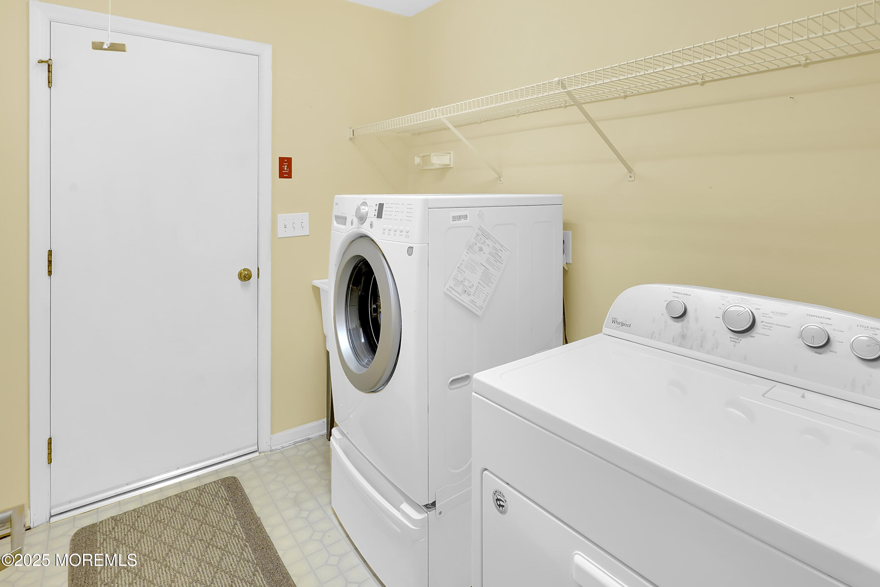 17 Kildare Lane, Jackson, NJ, 08527 image 32