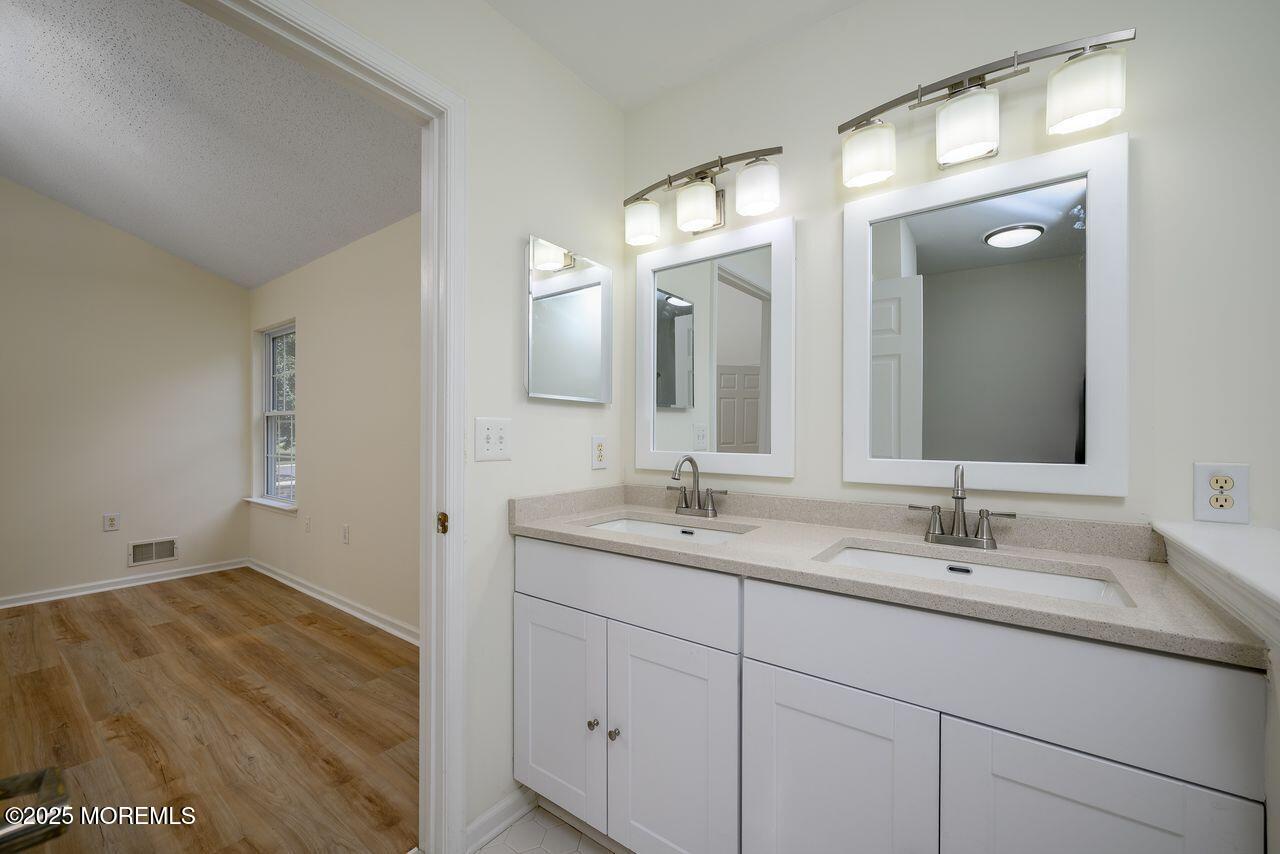 4 Penny Lane, Jackson, NJ, 08527 image 13