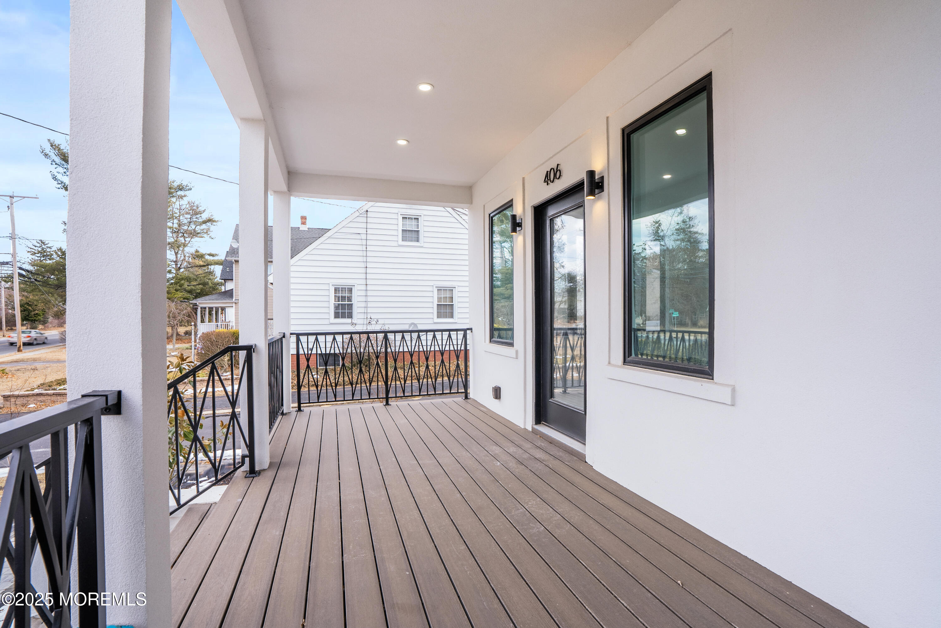 406 W Park Avenue Image 2