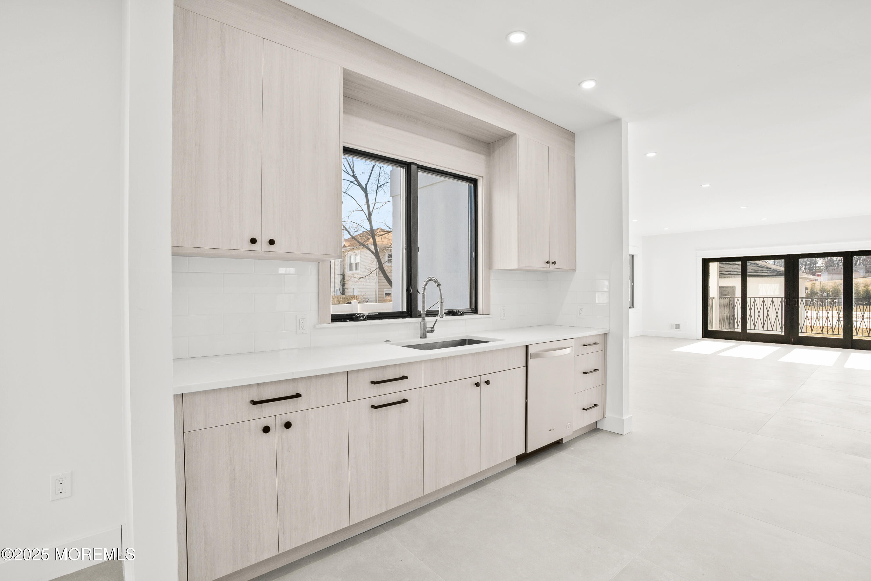 406 W Park Avenue, Oakhurst, NJ, 07755 image 11