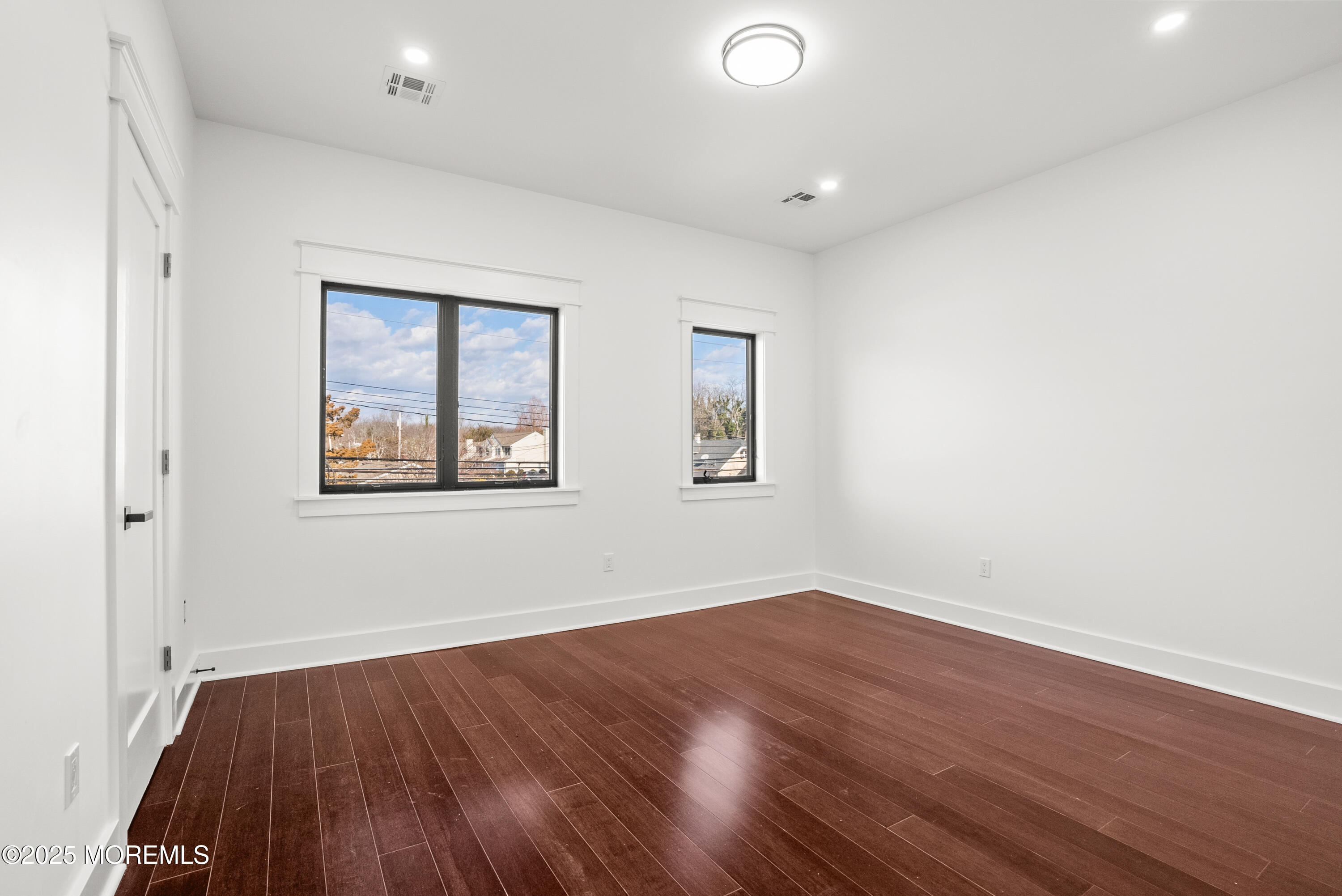 406 W Park Avenue, Oakhurst, NJ, 07755 image 16