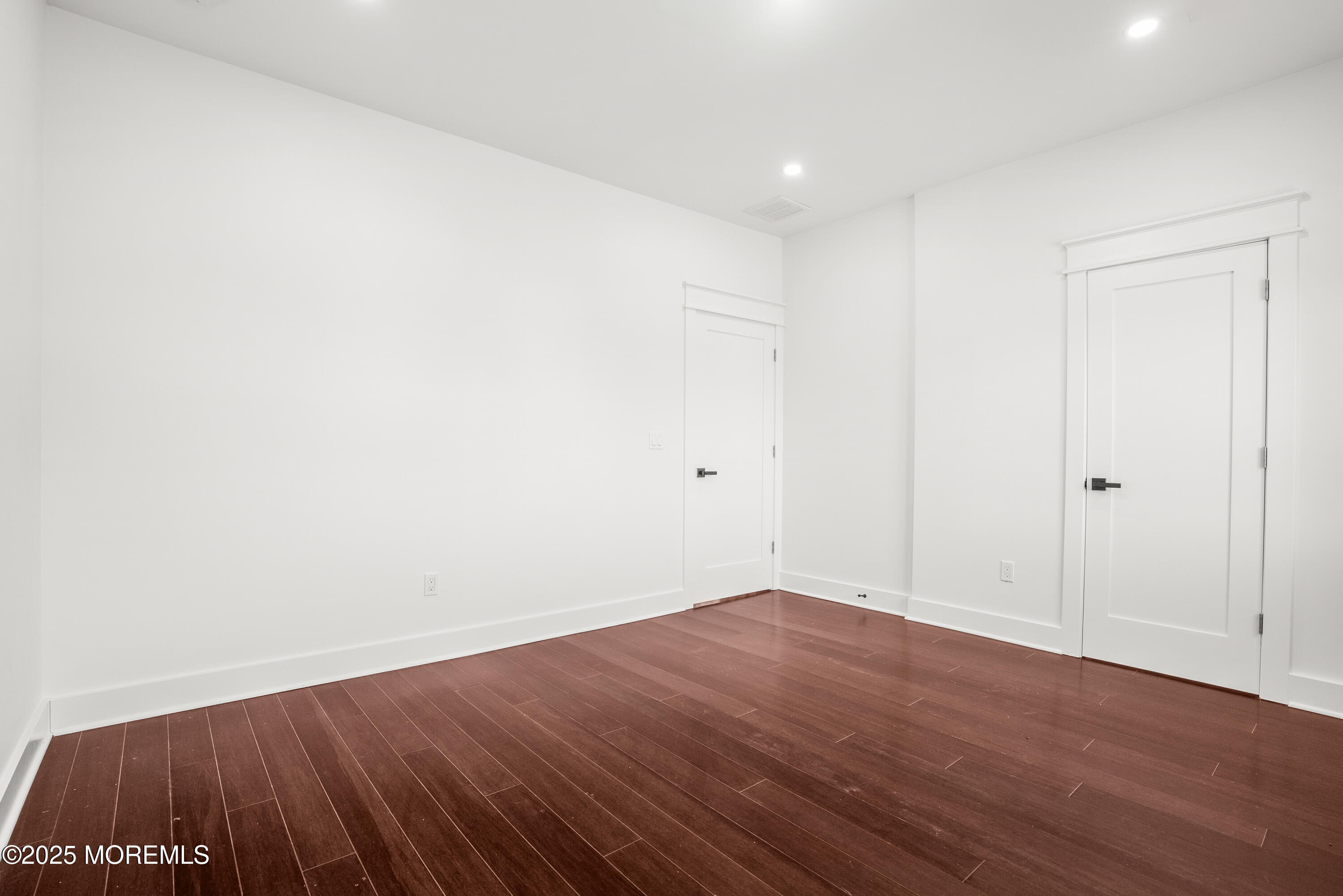 406 W Park Avenue, Oakhurst, NJ, 07755 image 17