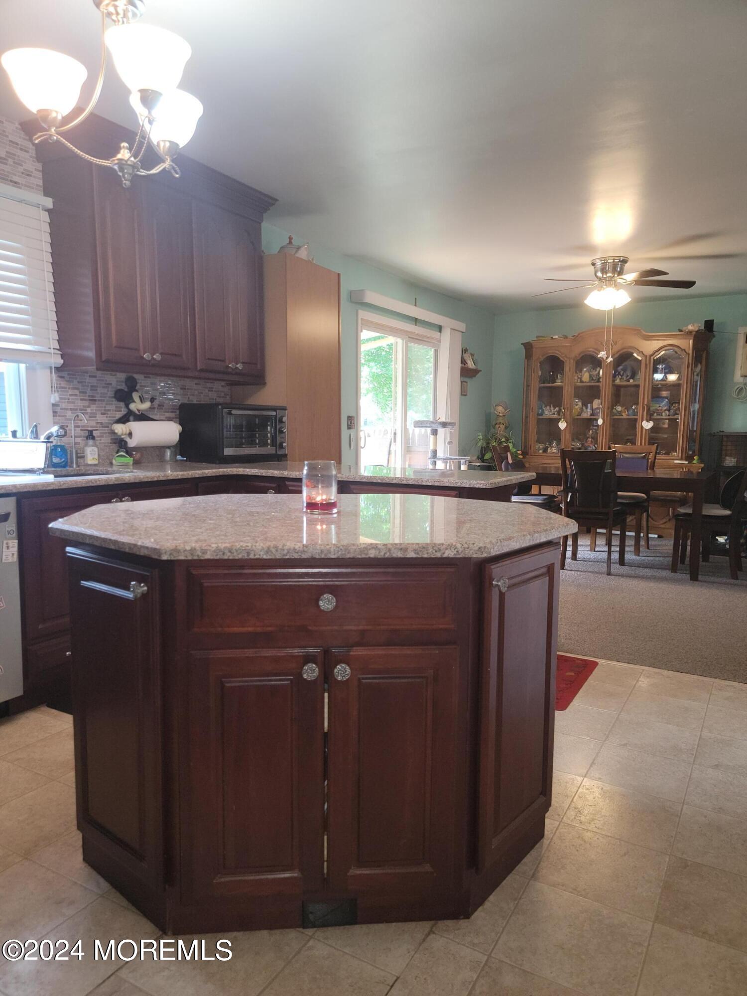 200 Pacific Avenue, Beachwood, NJ, 08722 image 15